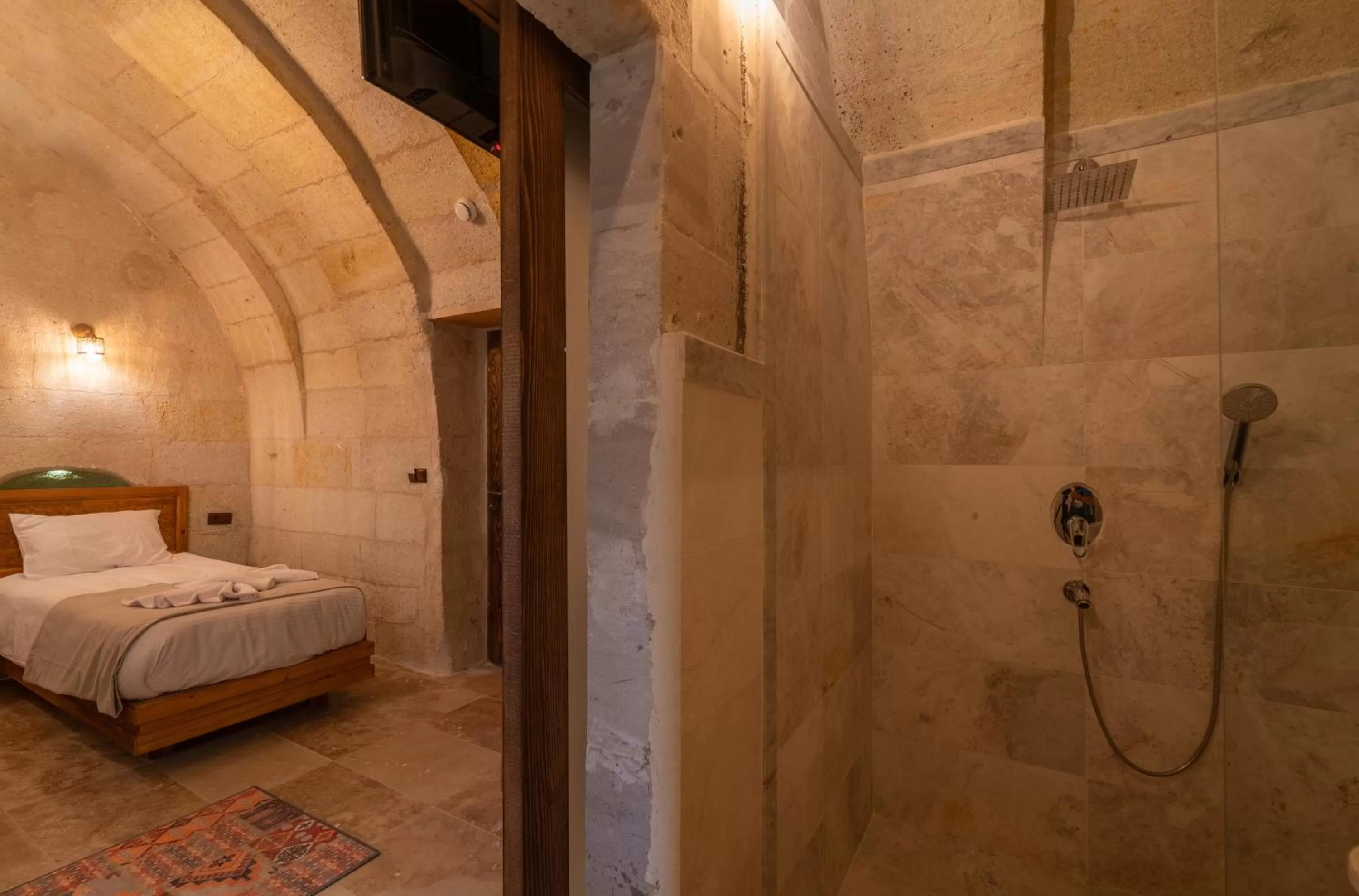 Bathroom, Bed in Göreme Escape Cave