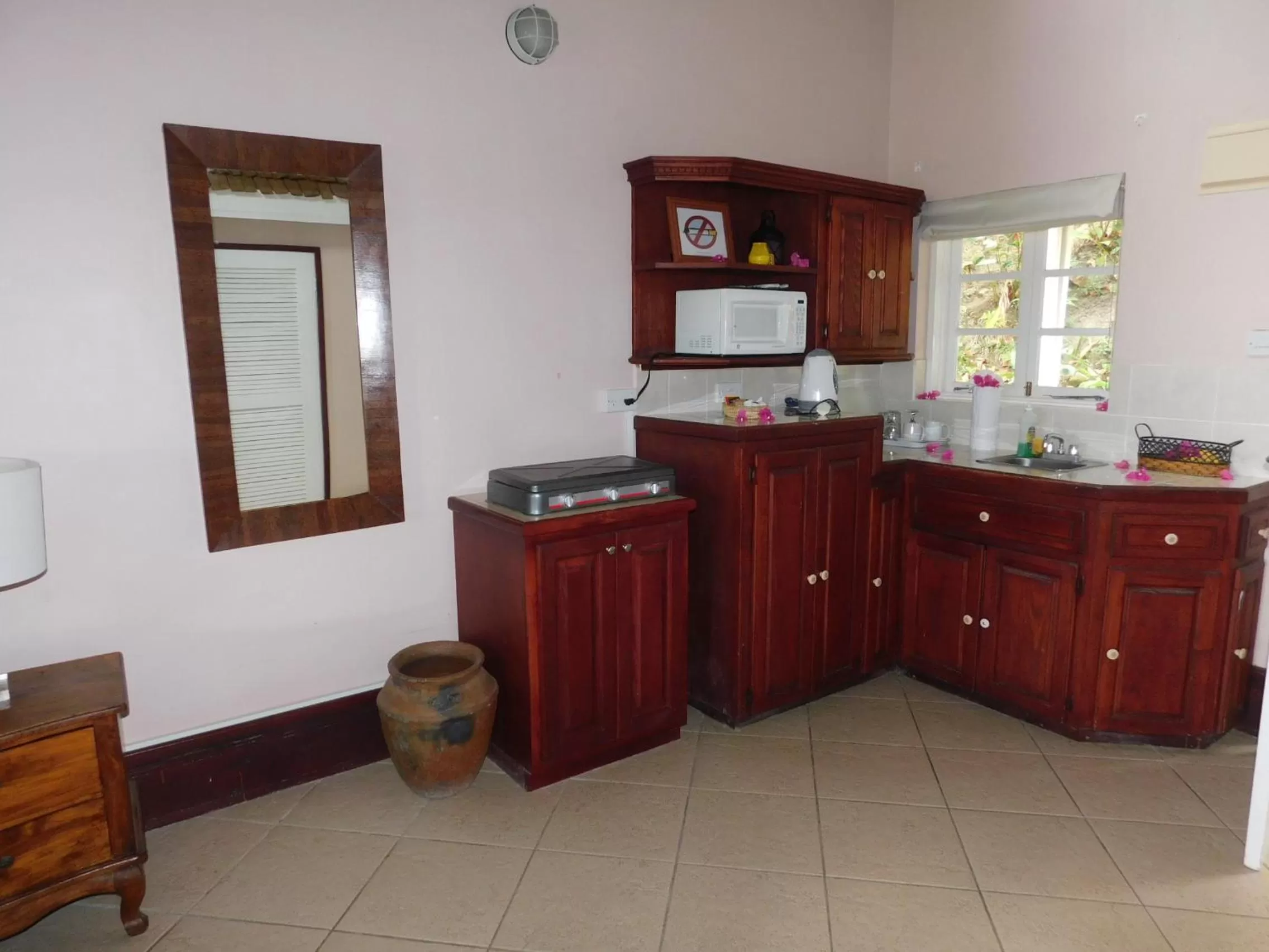 Kitchen or kitchenette, Kitchen/Kitchenette in La Haut Resort