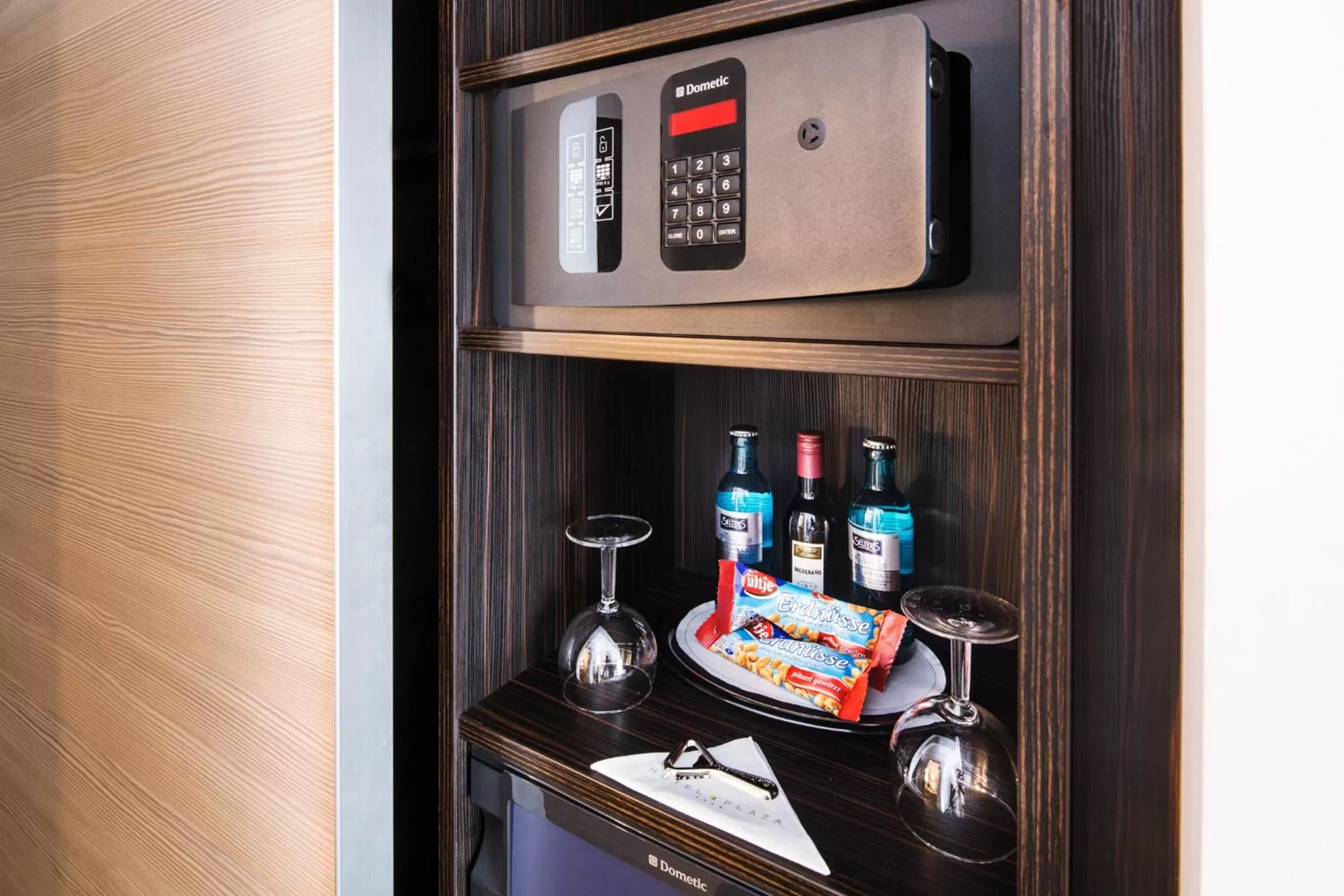 Decorative detail in Hotel Plaza