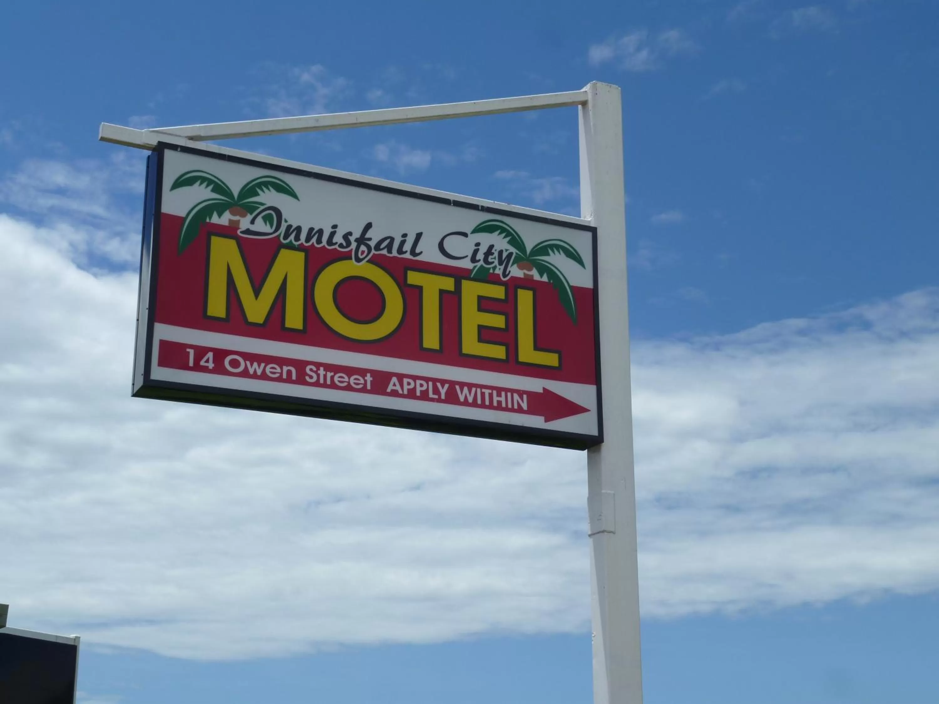 Property logo or sign in Innisfail City Motel