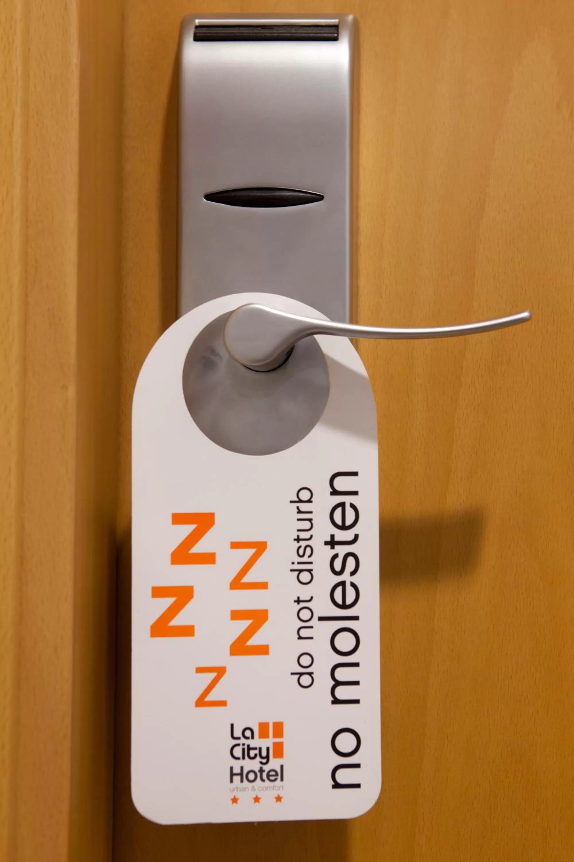 Decorative detail in La City Estación