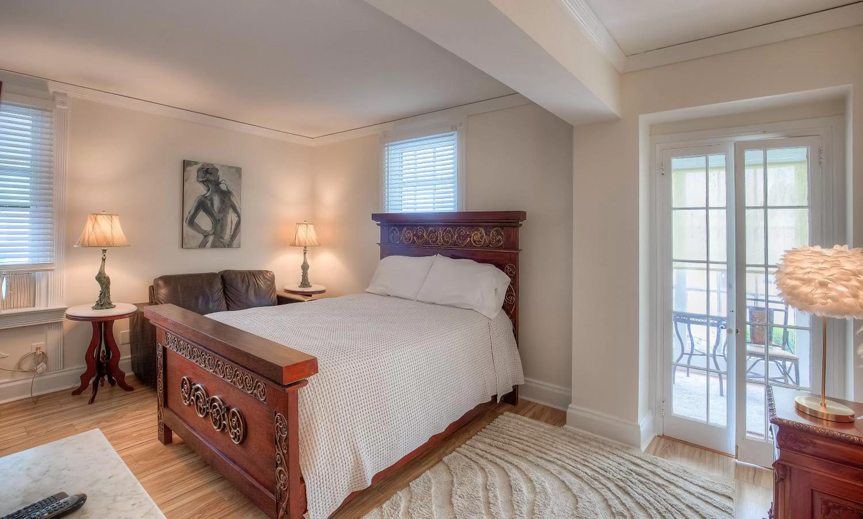 Royal Suite with Balcony in Elaine's Cape May Boutique Hotel Royal Suite with Balcony in Elaine's Cape May Boutique Hotel