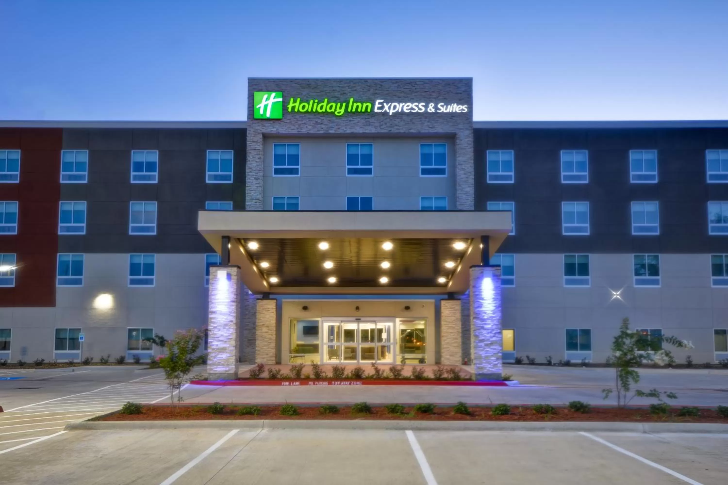 Property building in Holiday Inn Express & Suites - Houston NASA - Boardwalk Area by IHG