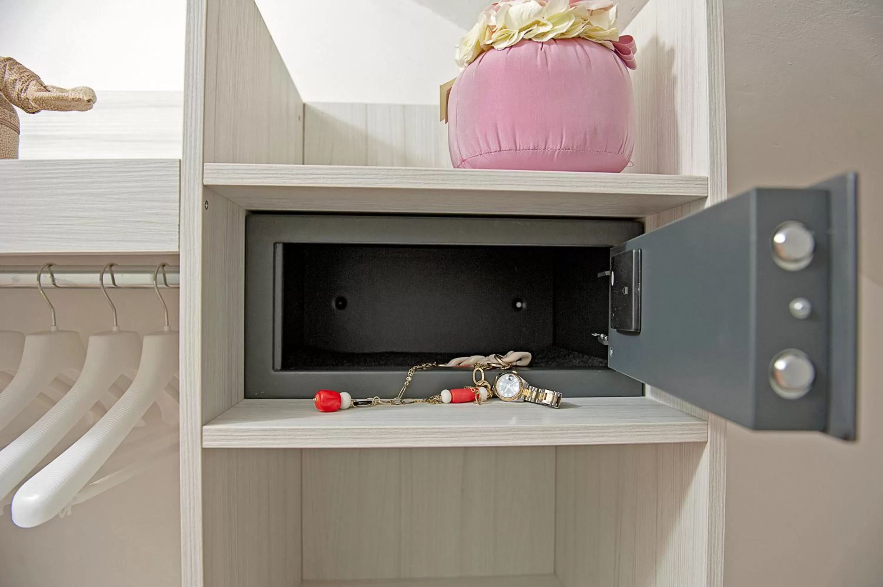 Photo of the whole room in Hotel Fini