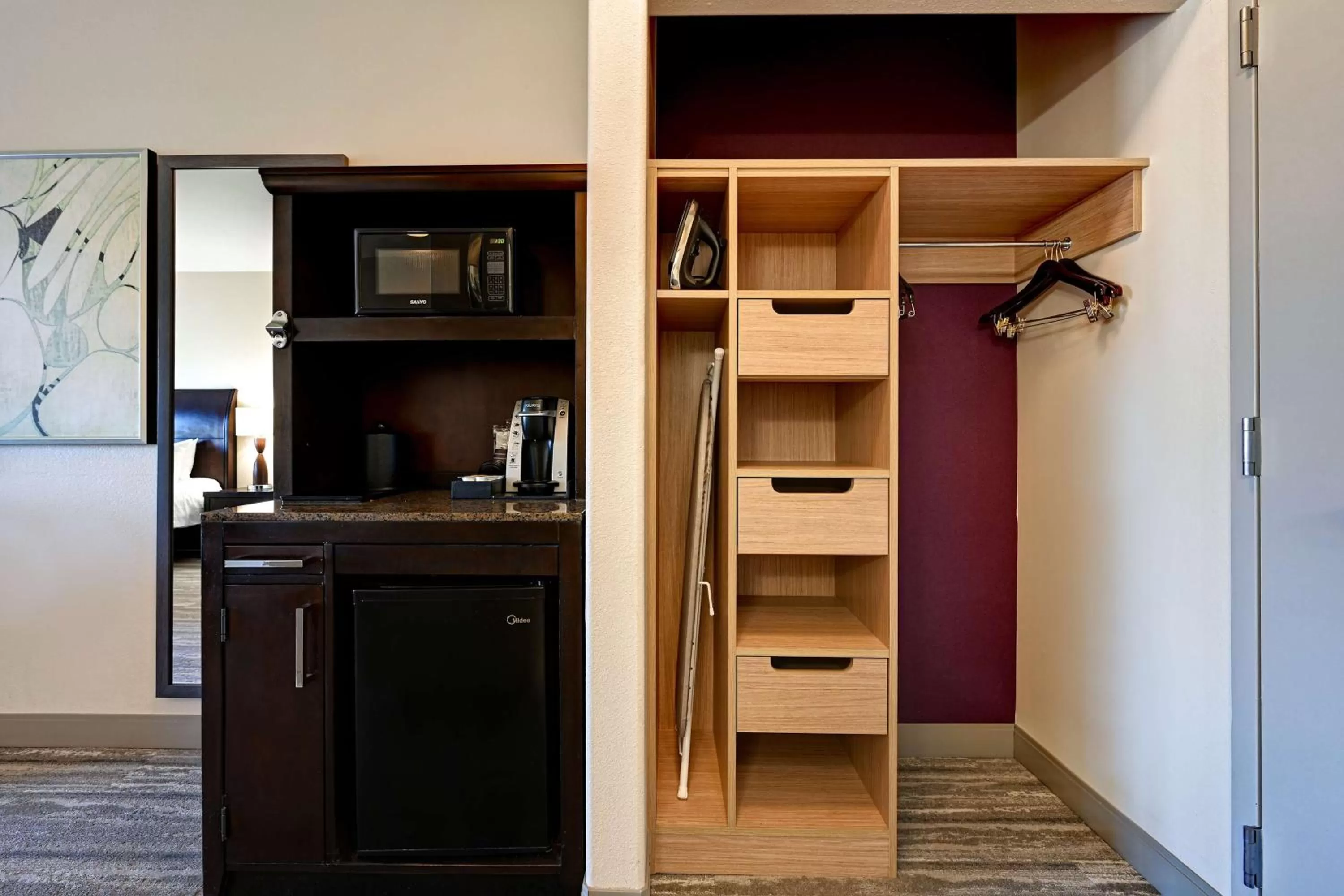 Photo of the whole room in Hilton Garden Inn San Bernardino