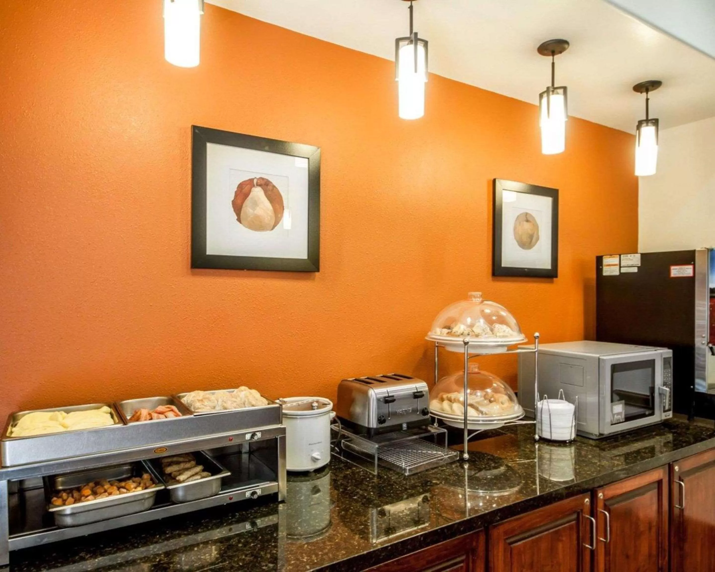 Restaurant/places to eat in Sleep Inn & Suites Lawton Near Fort Sill