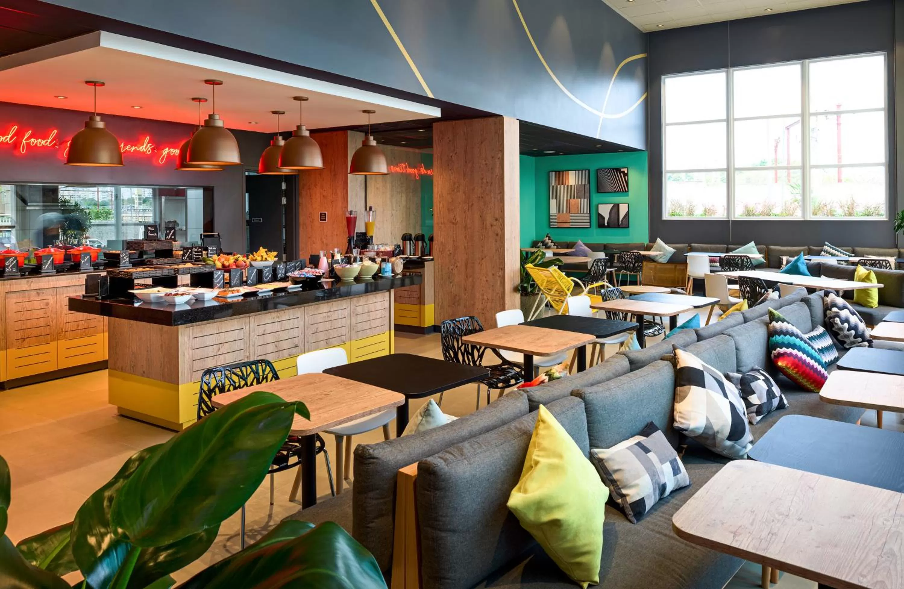 Restaurant/places to eat in ibis Sao Paulo Tatuape