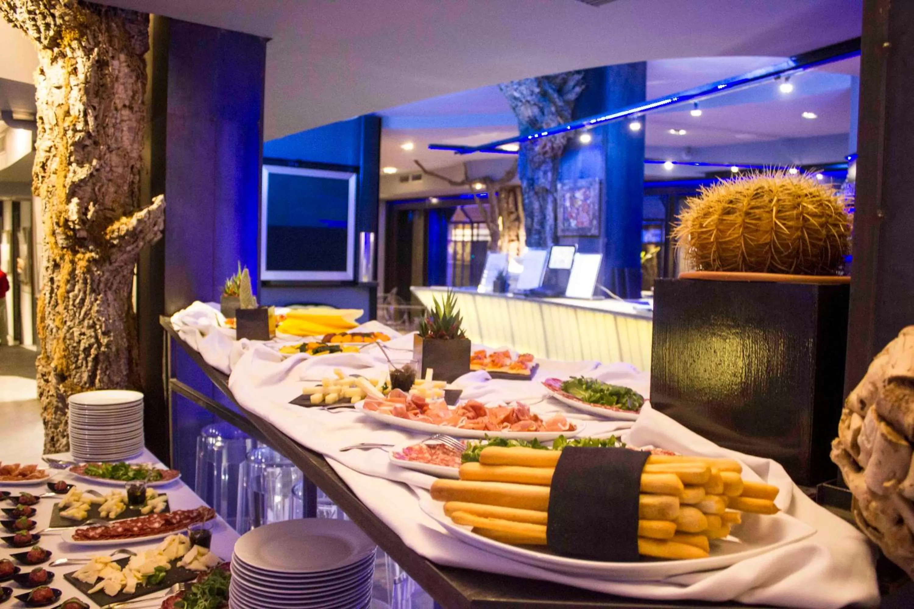 Buffet breakfast in Art Hotel Boston