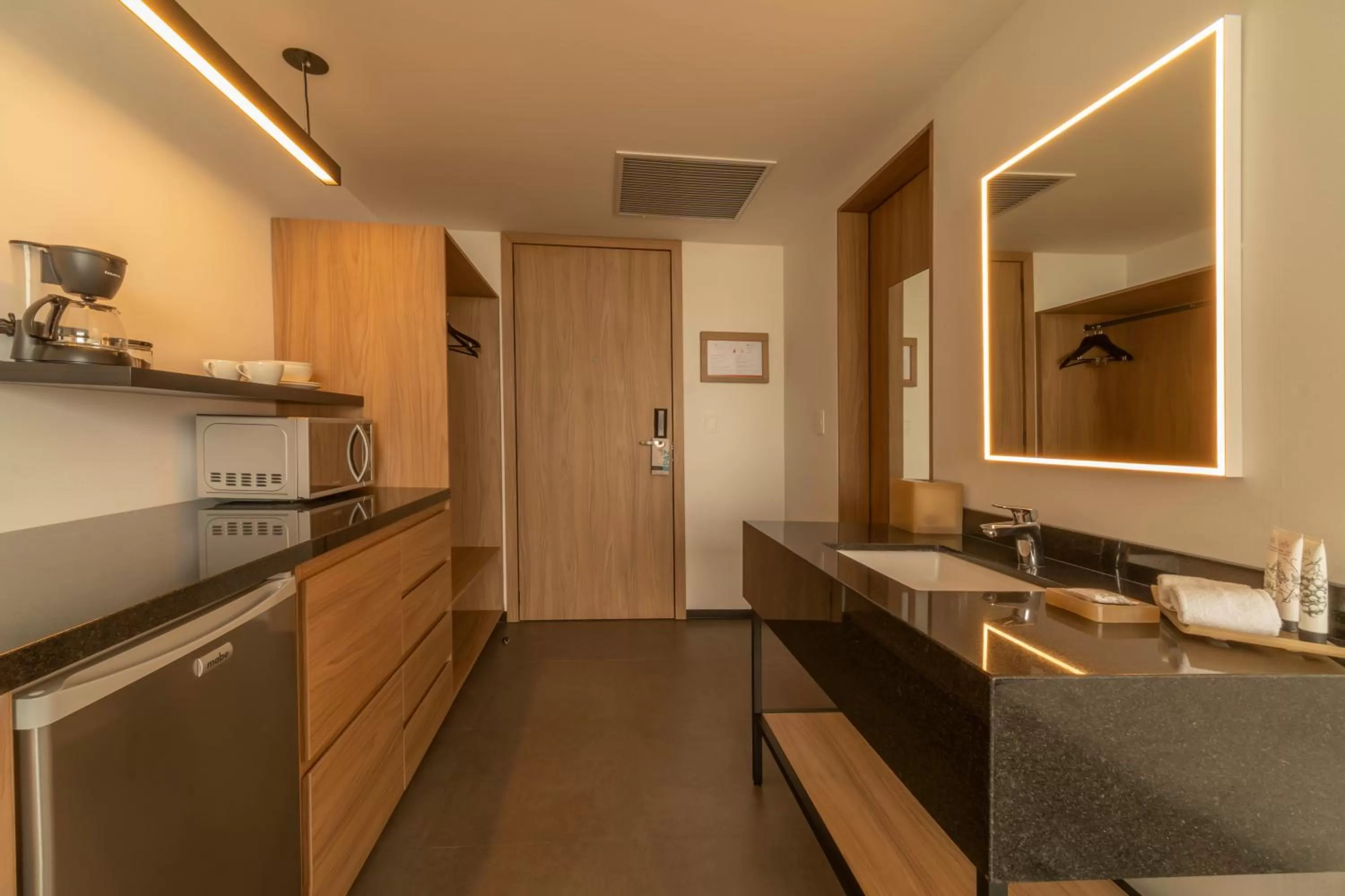 Kitchen or kitchenette in Stadía Suites Querétaro Centro Histórico