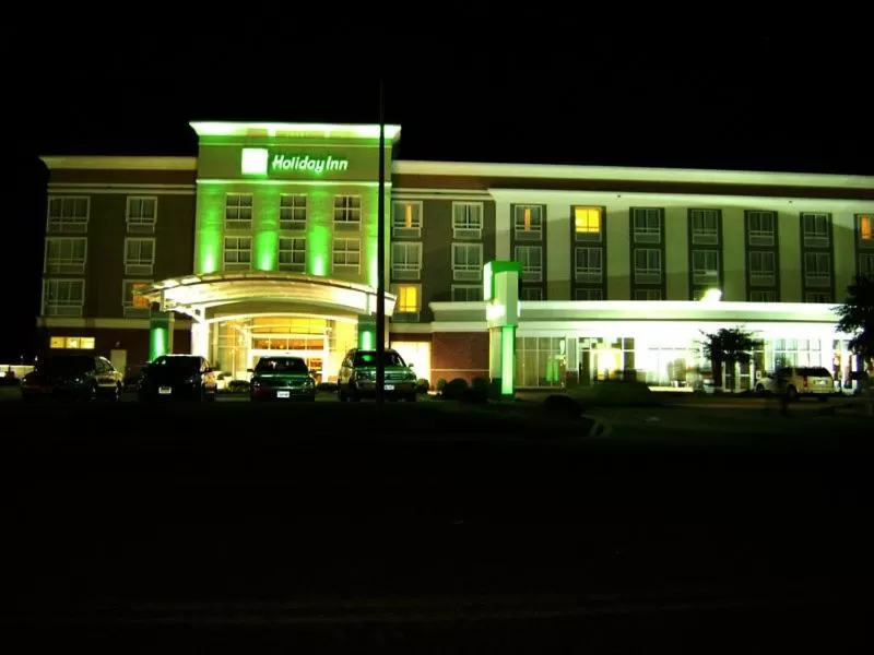 Facade/entrance in Holiday Inn Santee by IHG