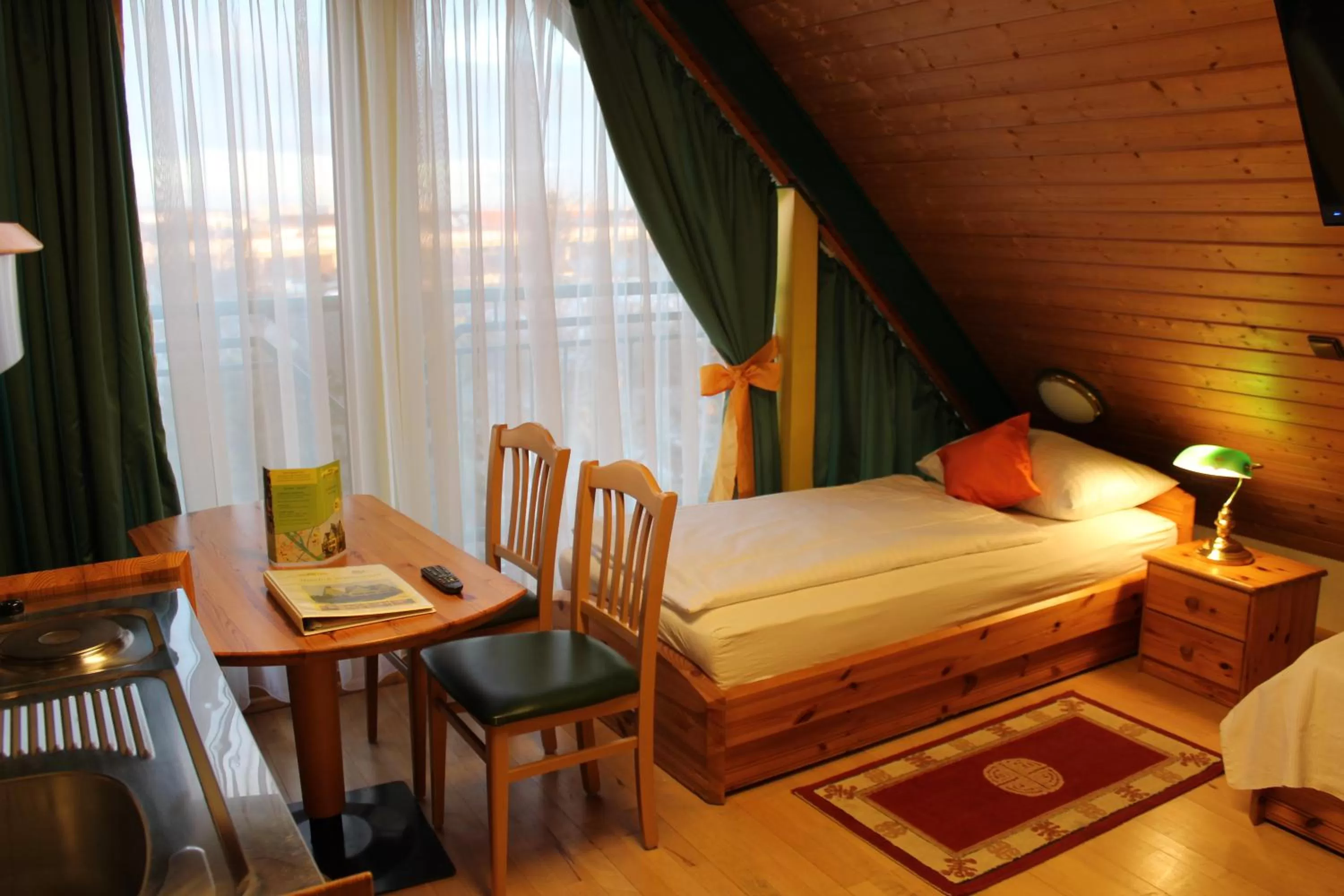 Photo of the whole room, Bed in Hotel Asperner Löwe