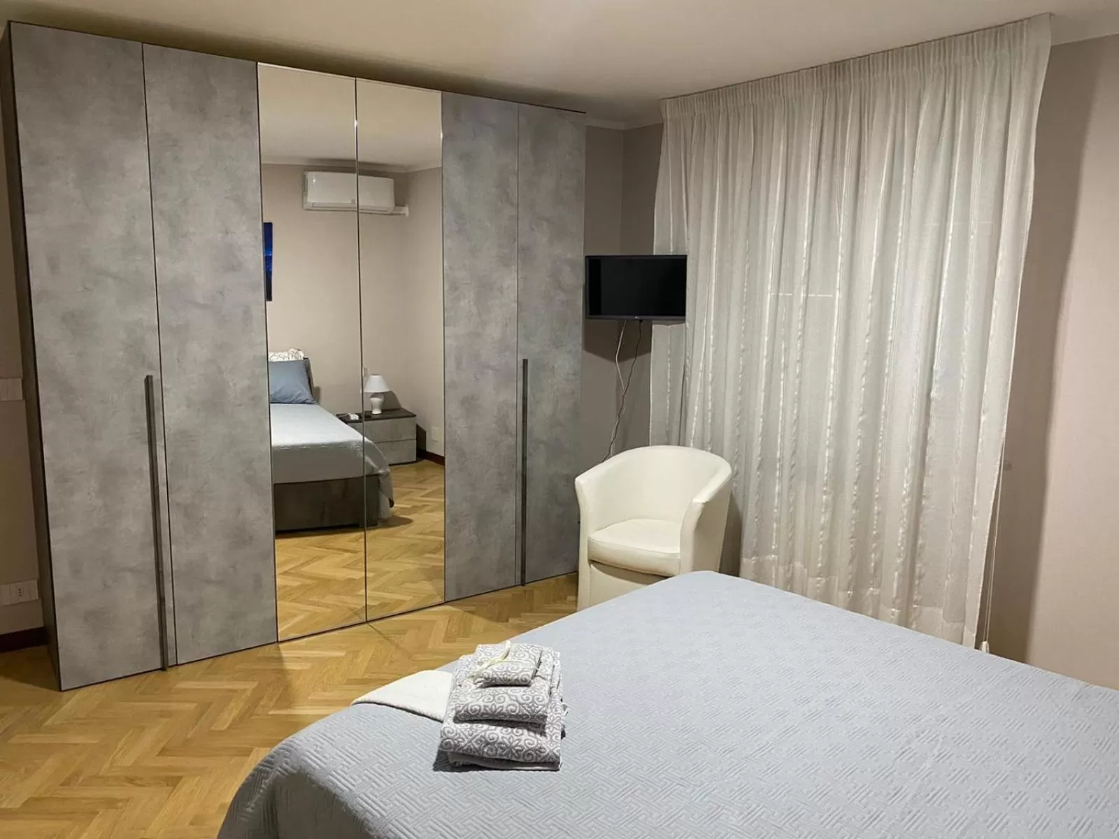 Bed in B&B Domus D'Italia