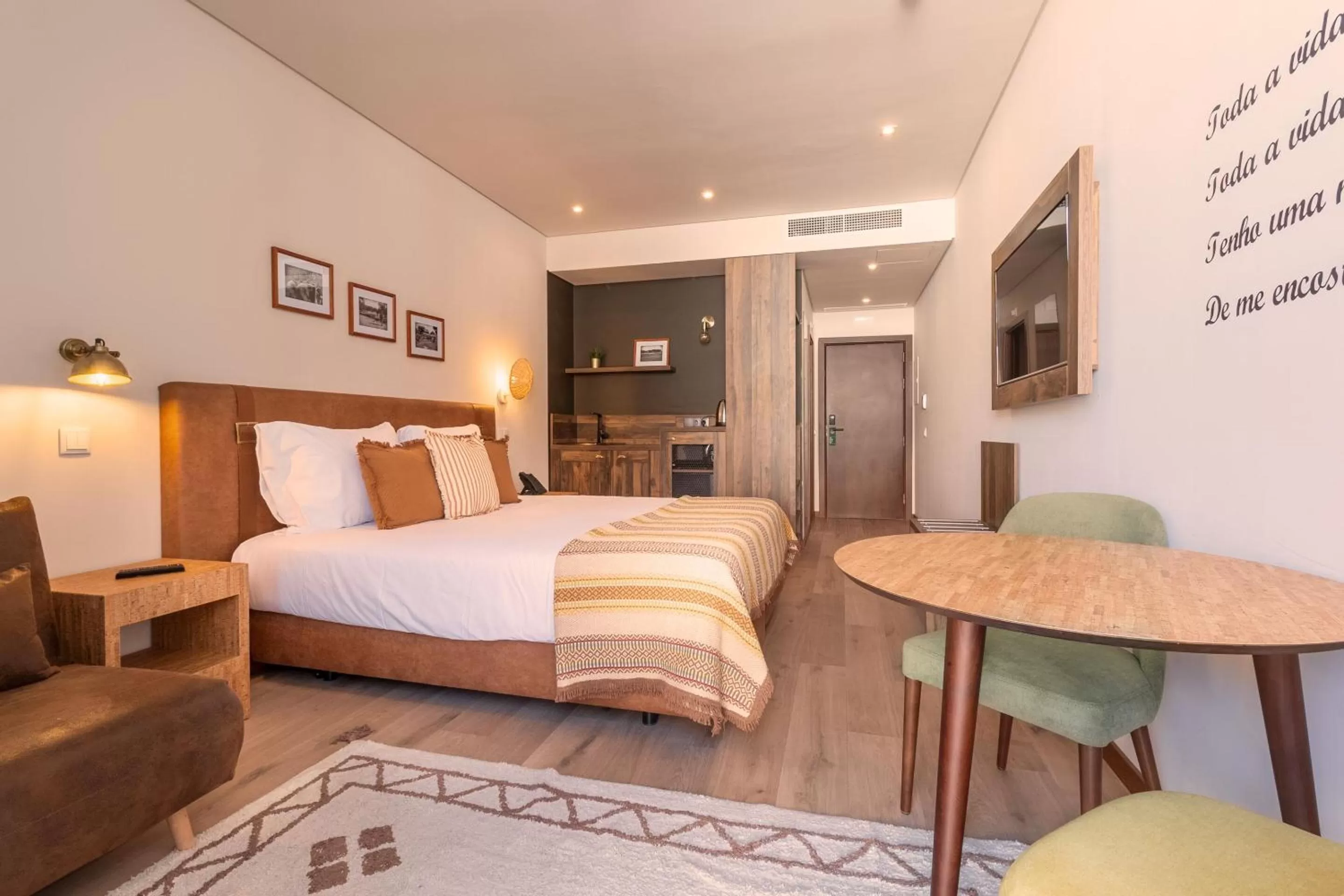 Bedroom in Selina Evora