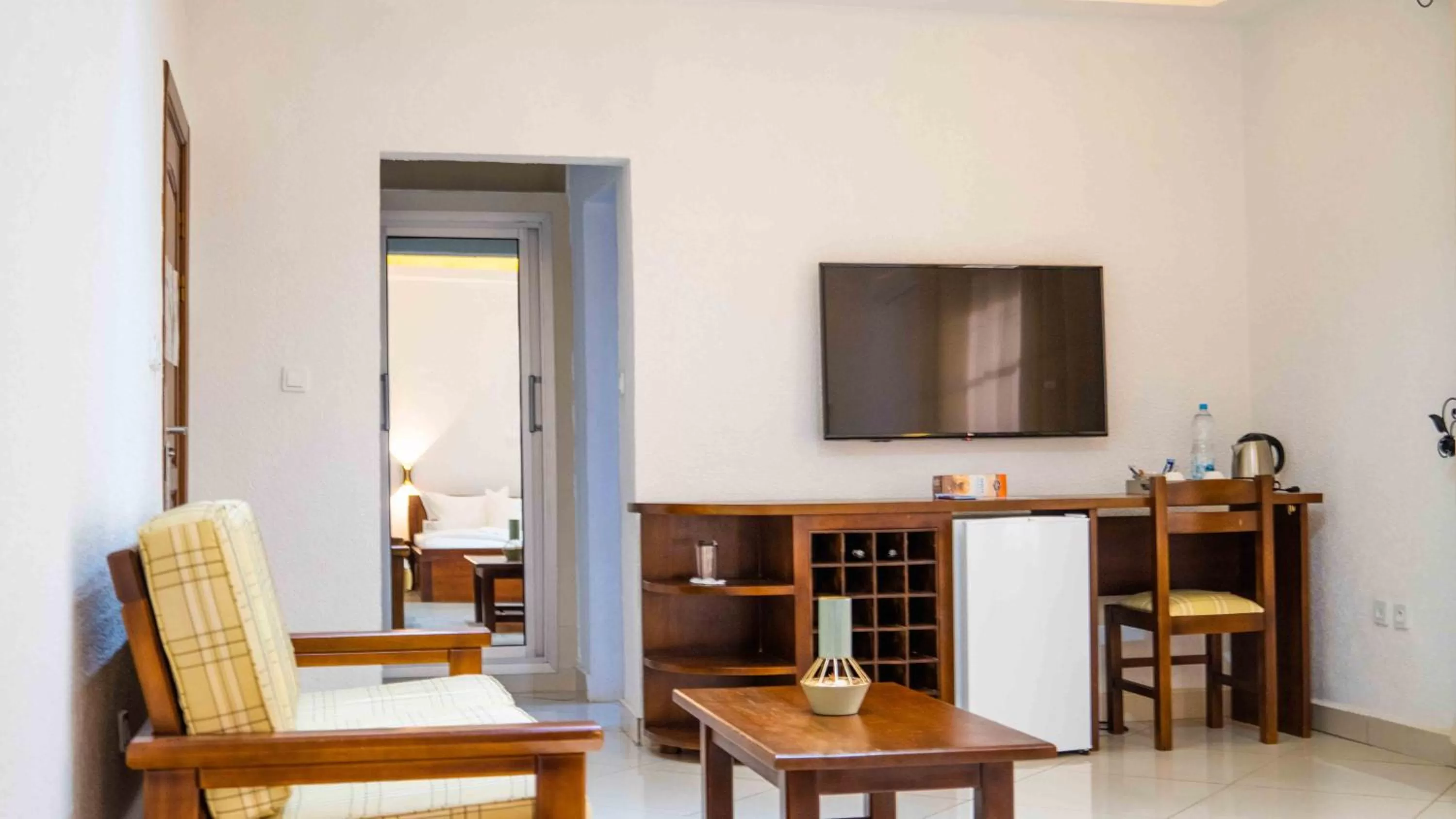 TV/Entertainment Center in La Vallée de Bana