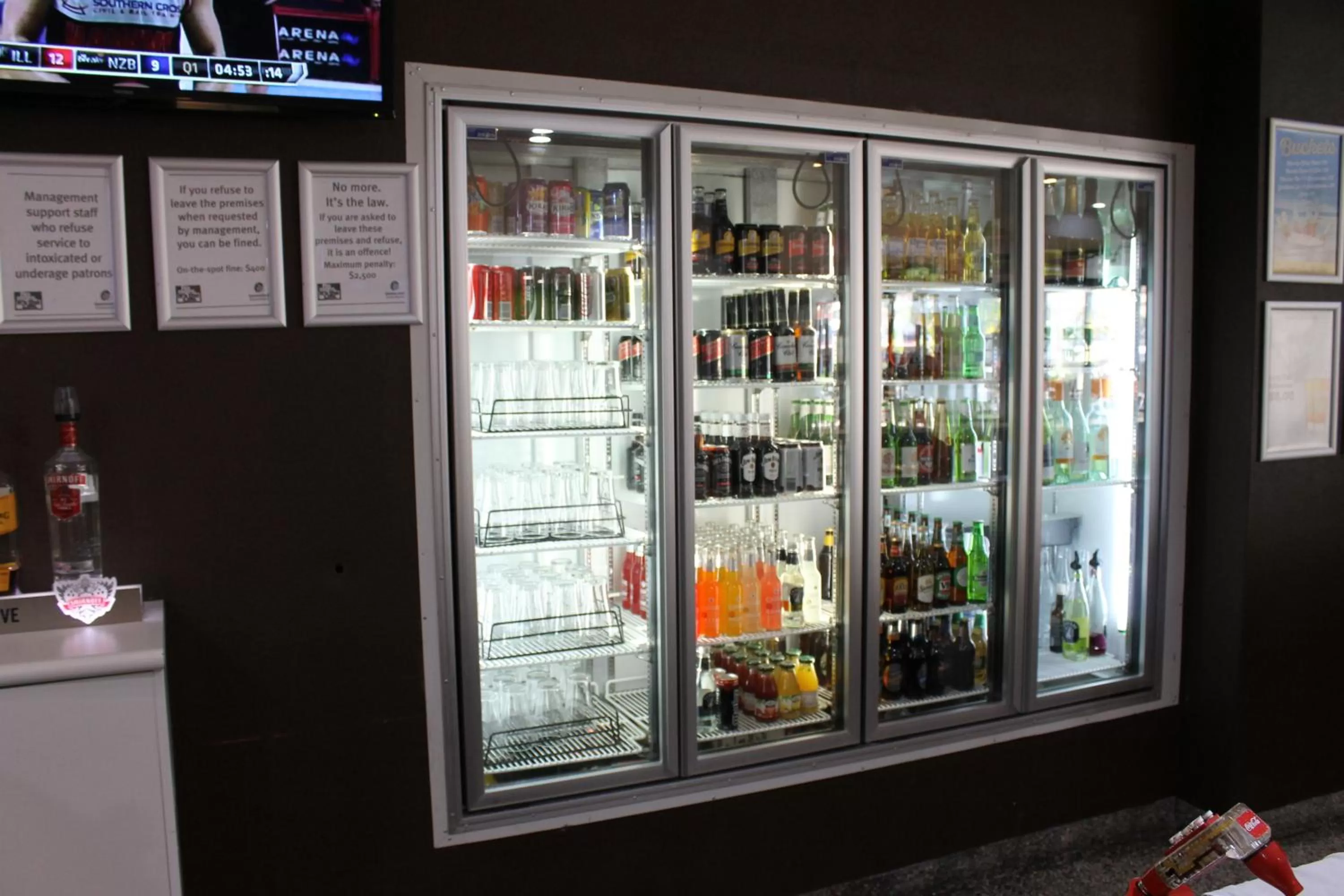 Drinks in Rocky Glen Hotel Motel Gladstone