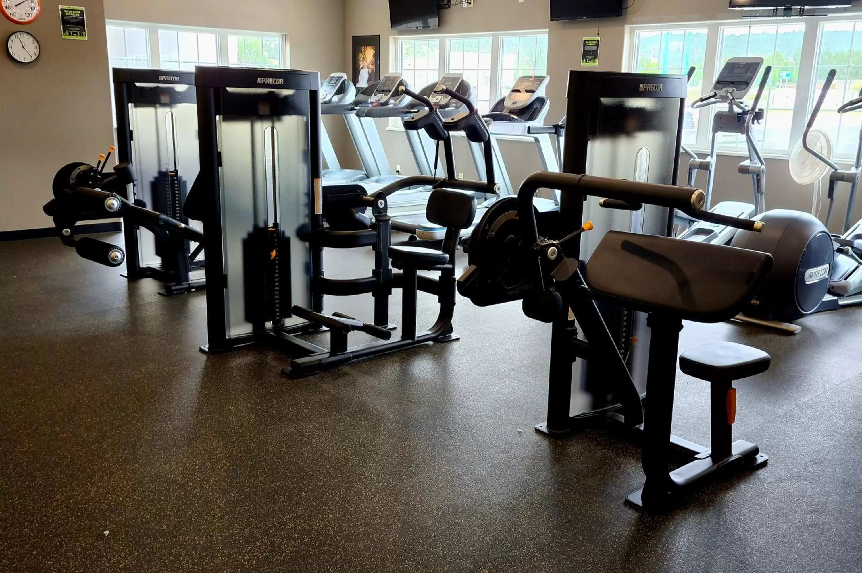 Fitness centre/facilities in Newcastle Lodge & Convention Center