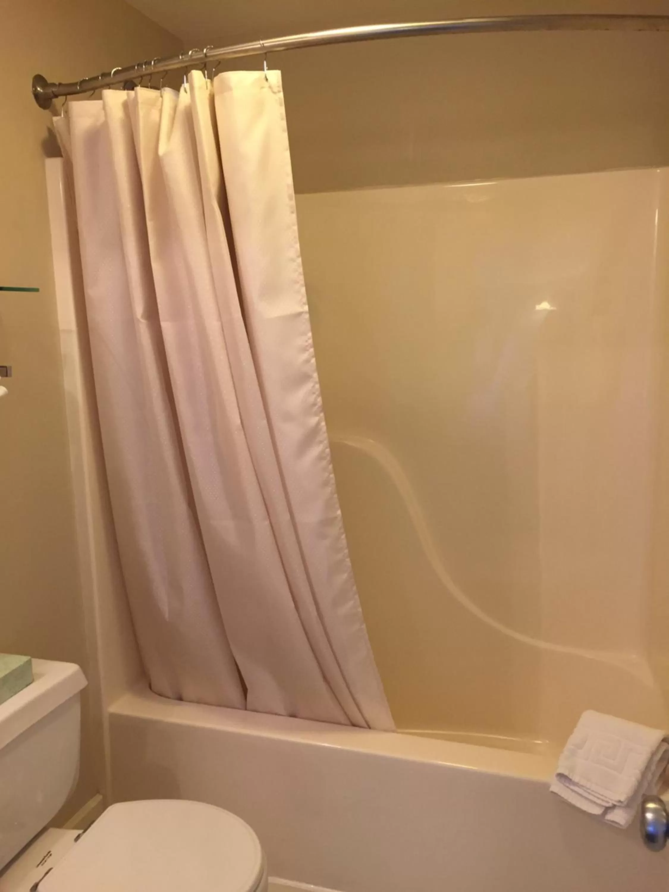 Shower in Pilgrim House