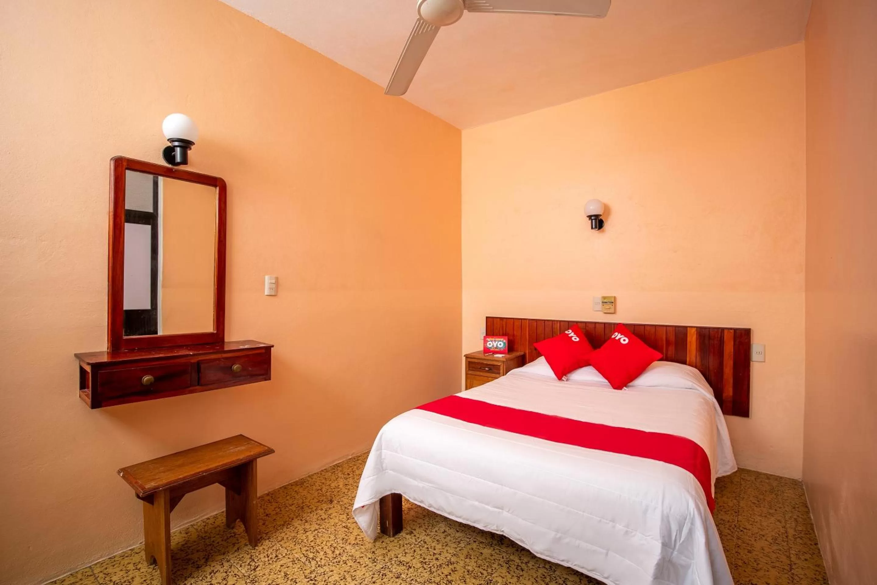 Bedroom in OYO Hotel Arena Surf, Puerto Escondido