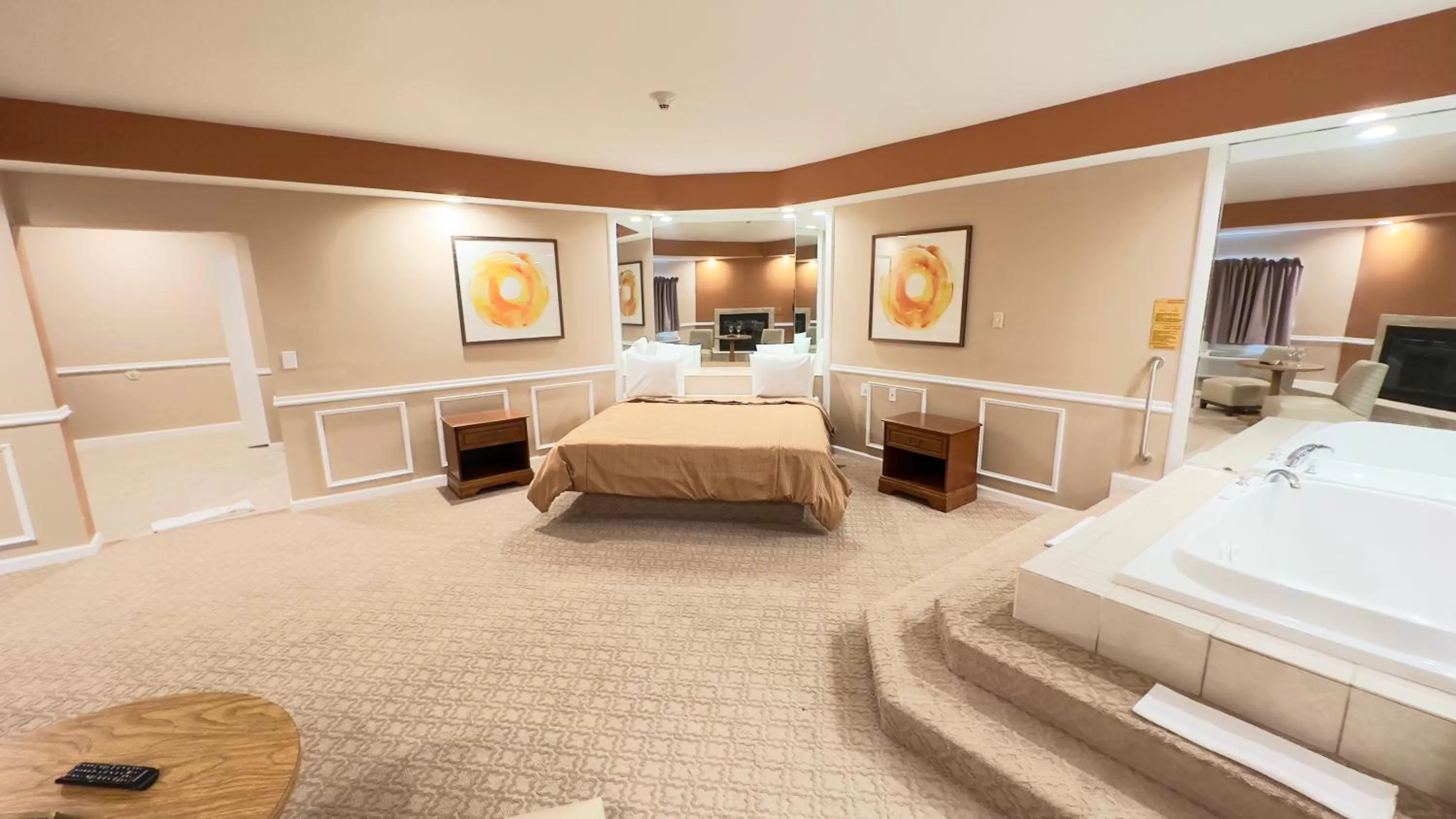 hair dresser, Bed in Inn of the Dove Harrisburg-Hershey Romantic Suites