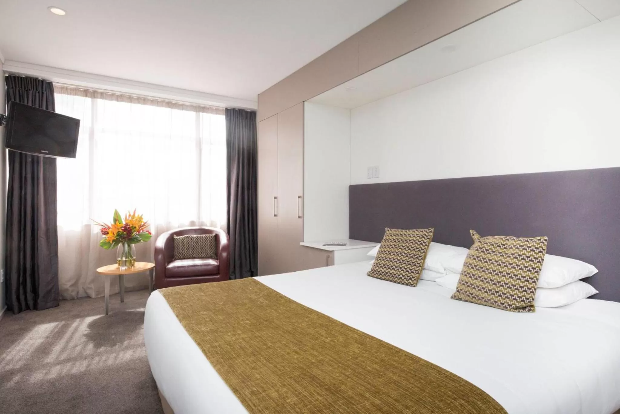 Bed in Quest on Johnston Serviced Apartments