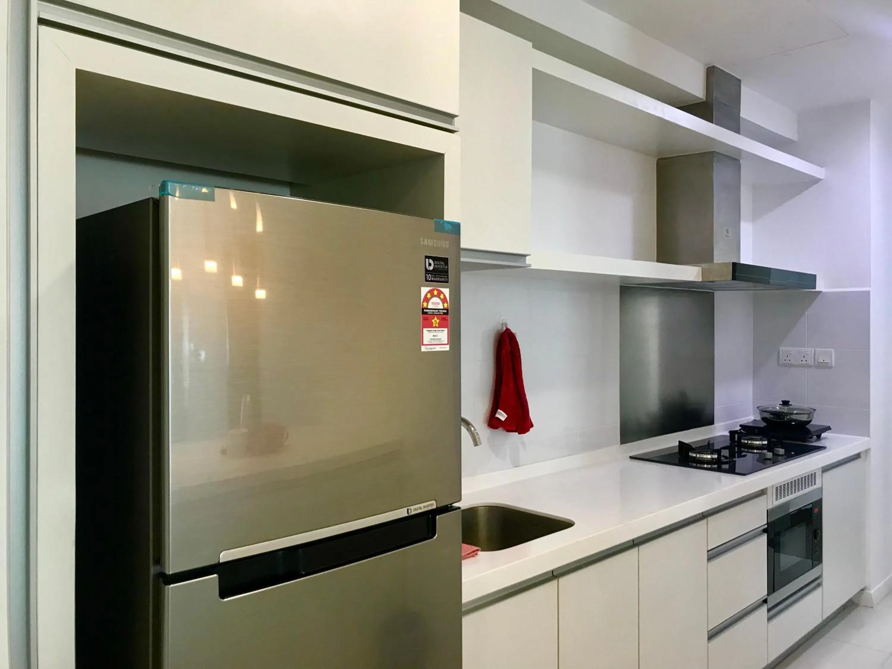 Kitchen or kitchenette in Sunset Seaview Vacation Condos @ Infinity Avenue