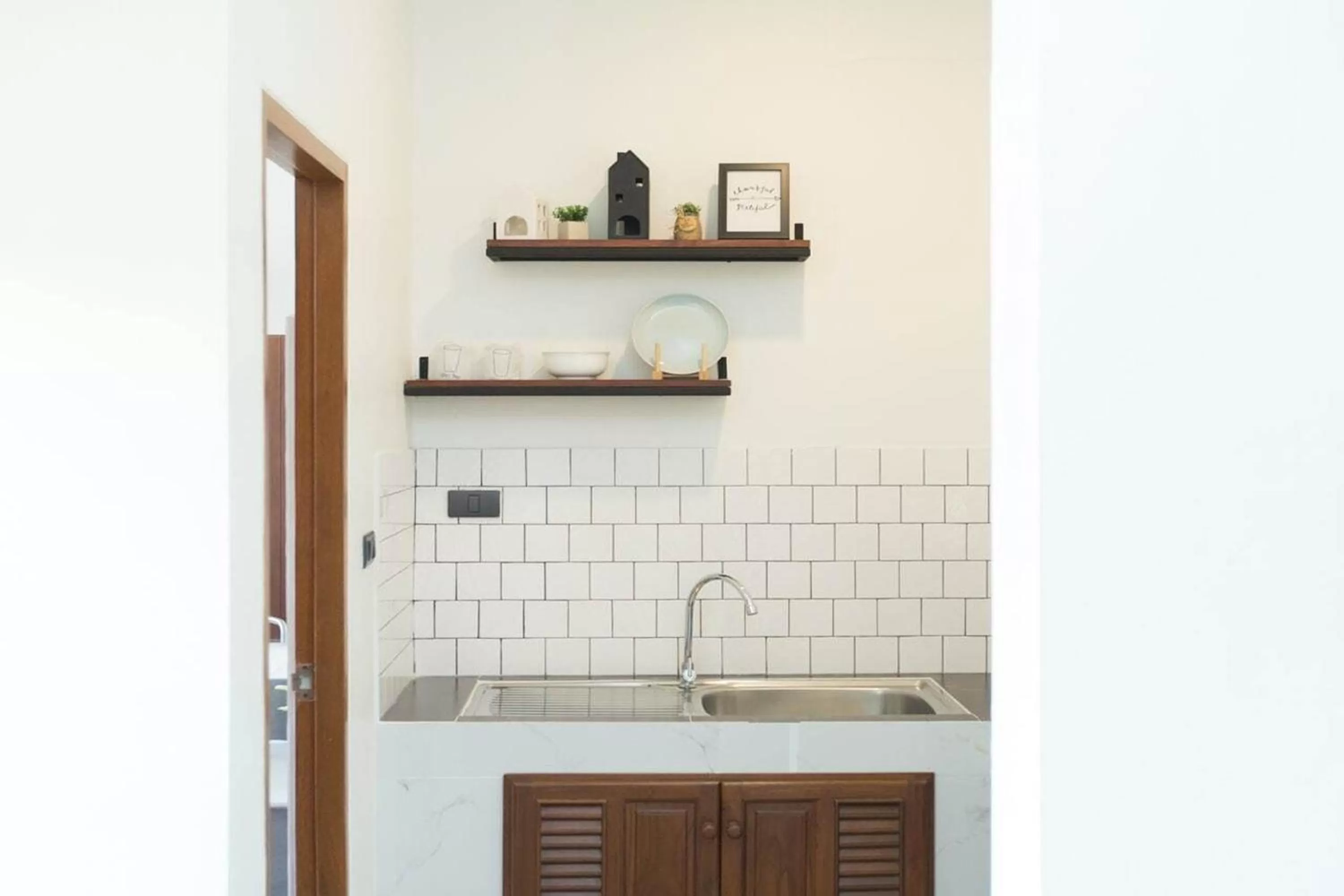 Bedroom in The Old City Wall Inn