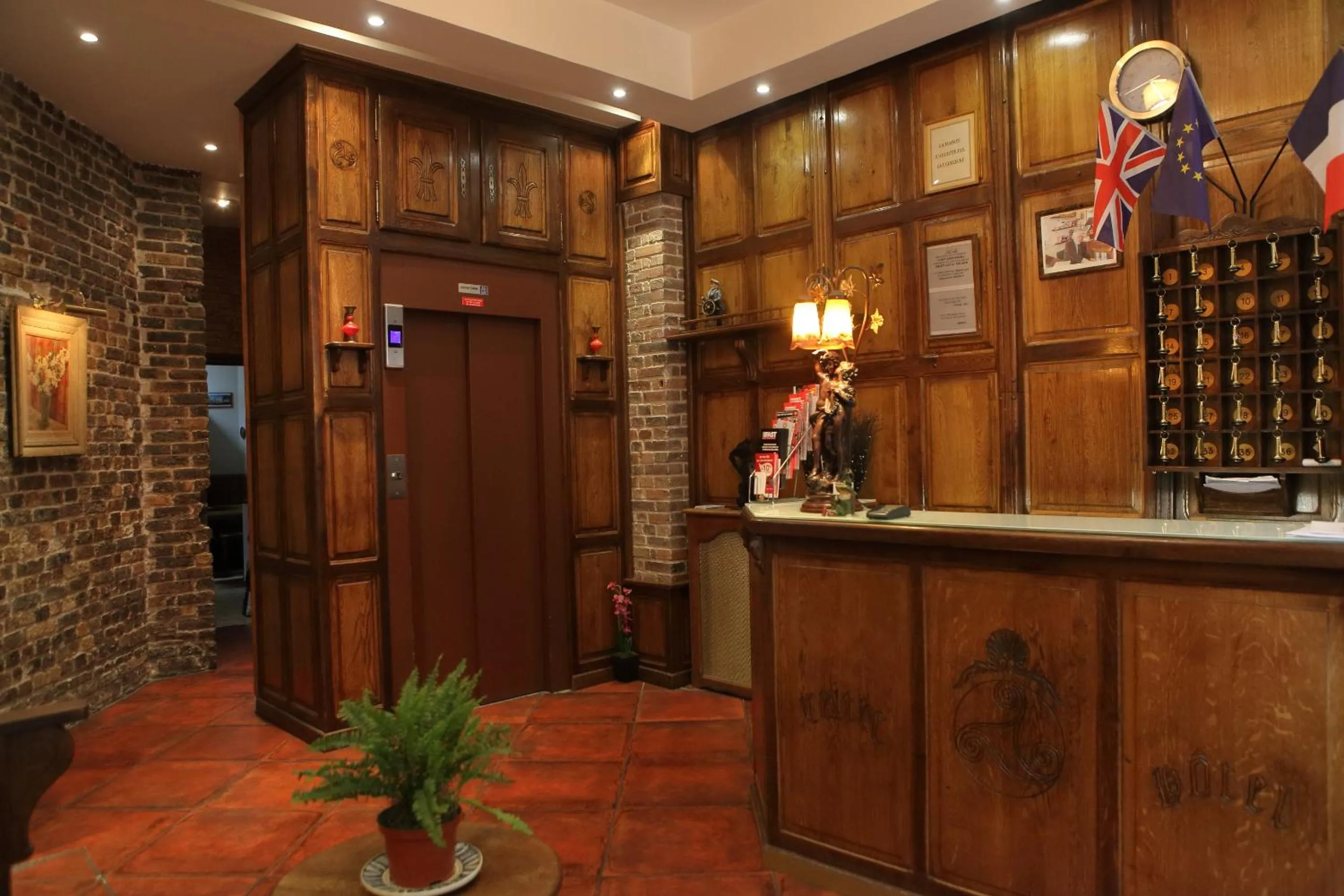 Lobby or reception in Hotel Celtic
