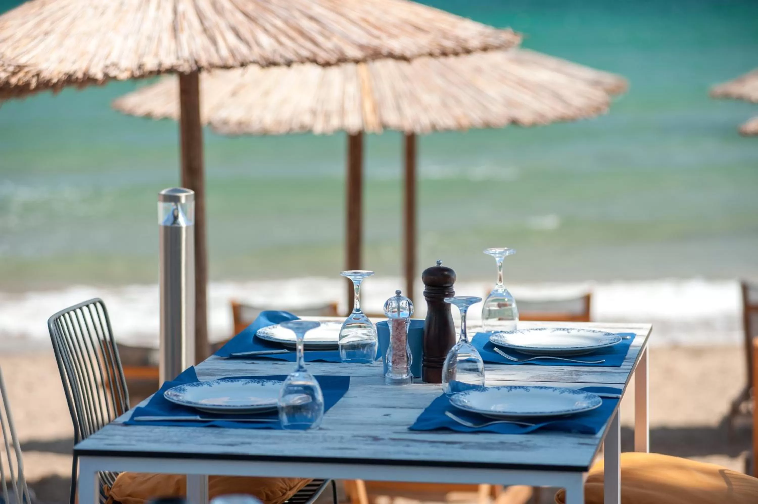 Restaurant/places to eat in Seasabelle Hotel near Athens Airport