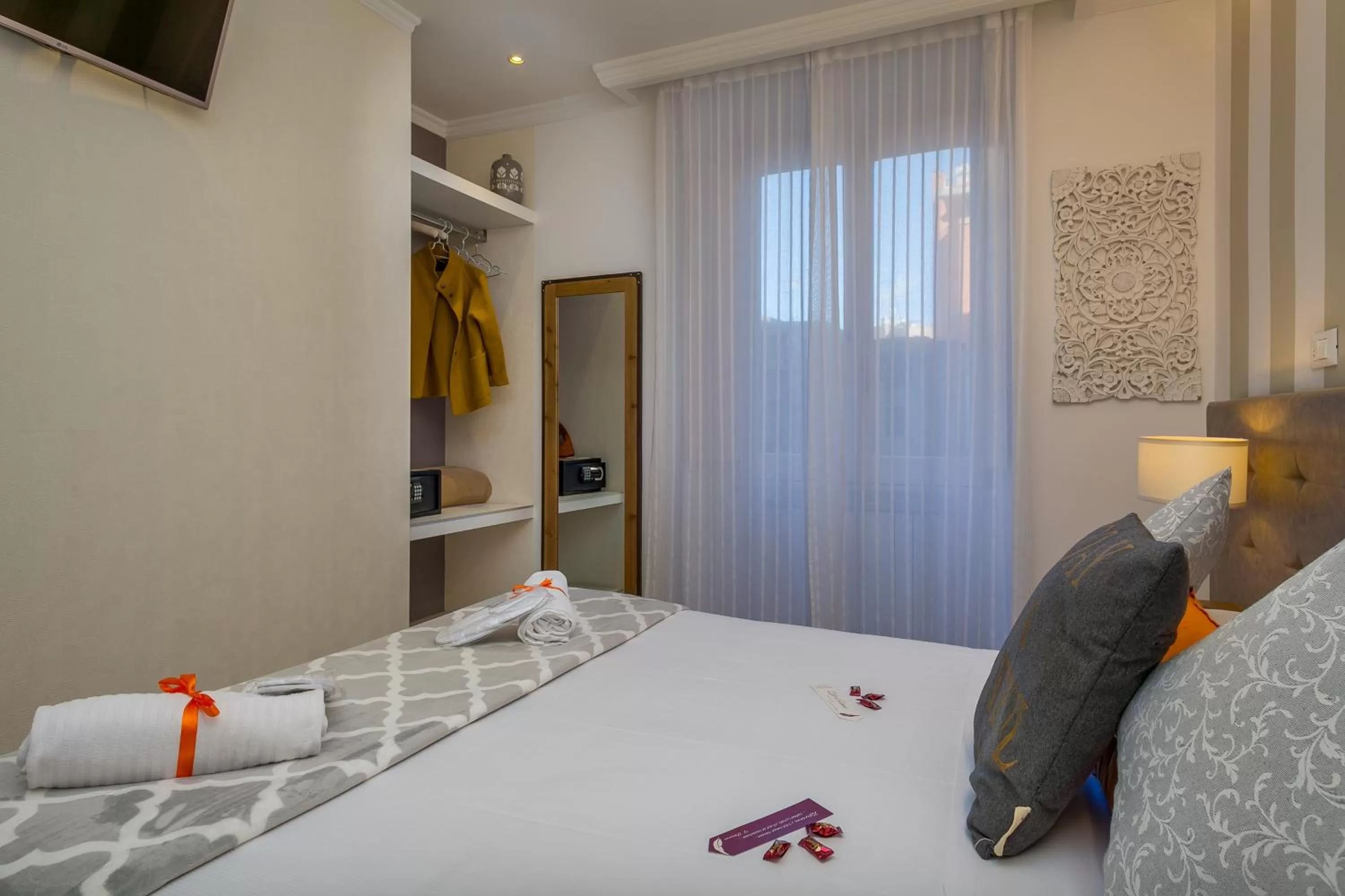 Photo of the whole room, Bed in Zefiro Home