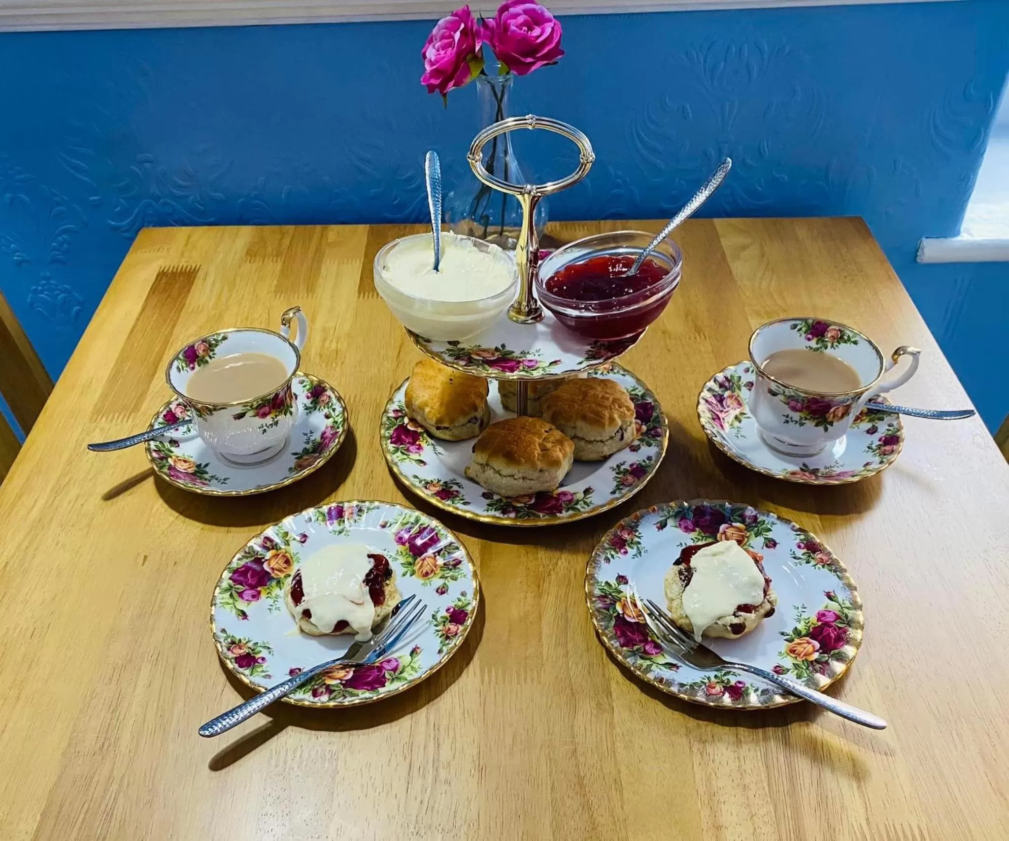 Food in All Seasons Bed & Breakfast - Adults Only