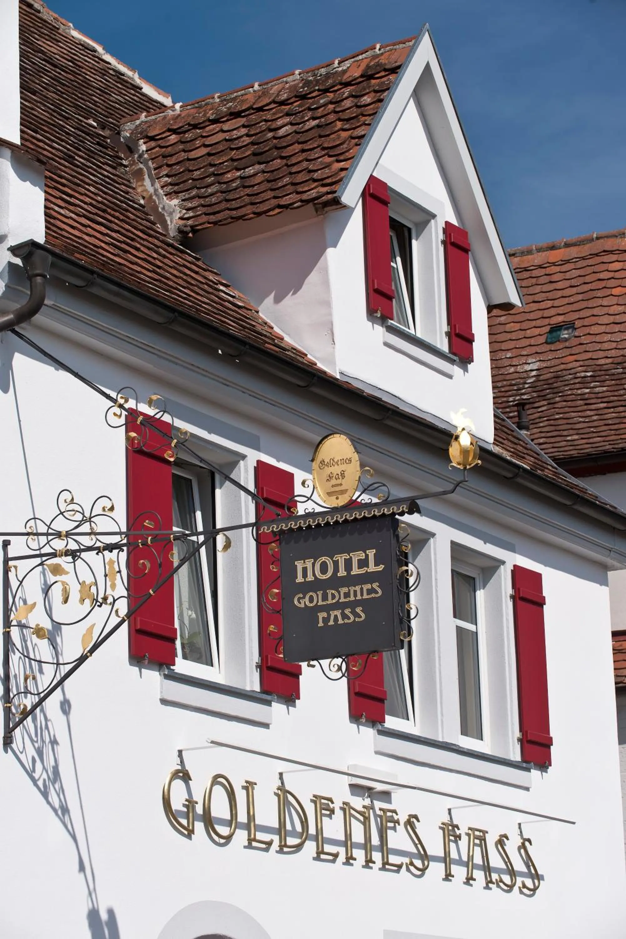 Facade/entrance in Hotel Goldenes Fass in Rothenburg ob der Tauber