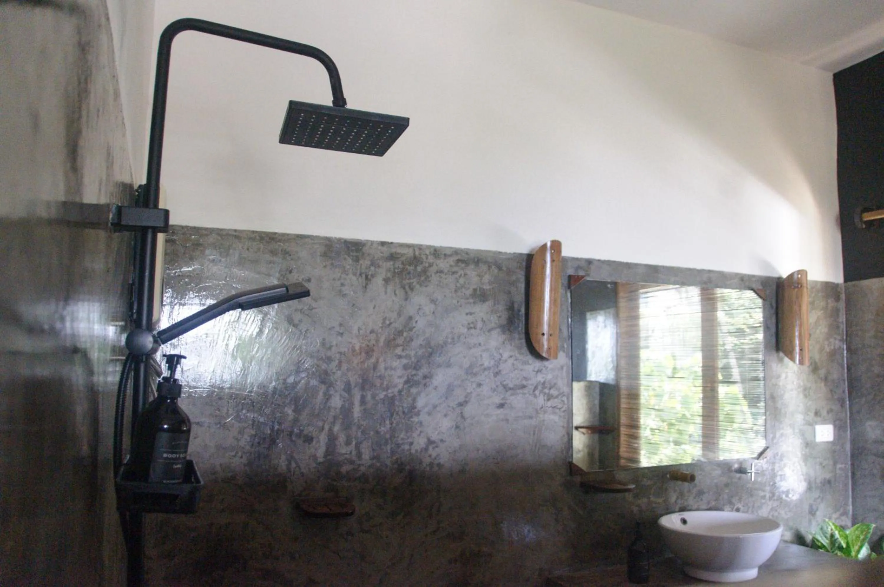 Shower in Happiness Boutique Resort El Nido