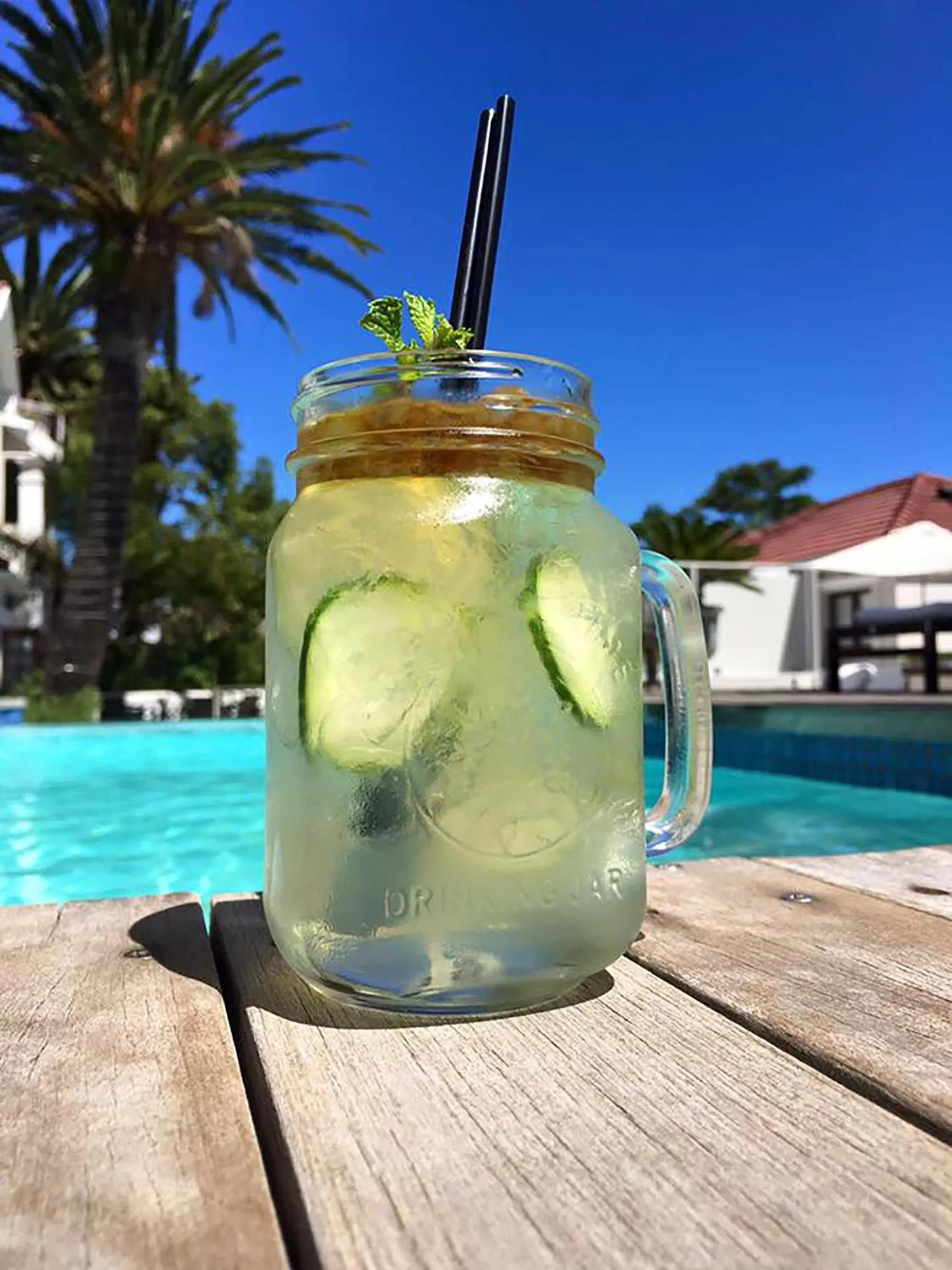 Lounge or bar, Swimming Pool in The Glen Boutique Hotel & Spa