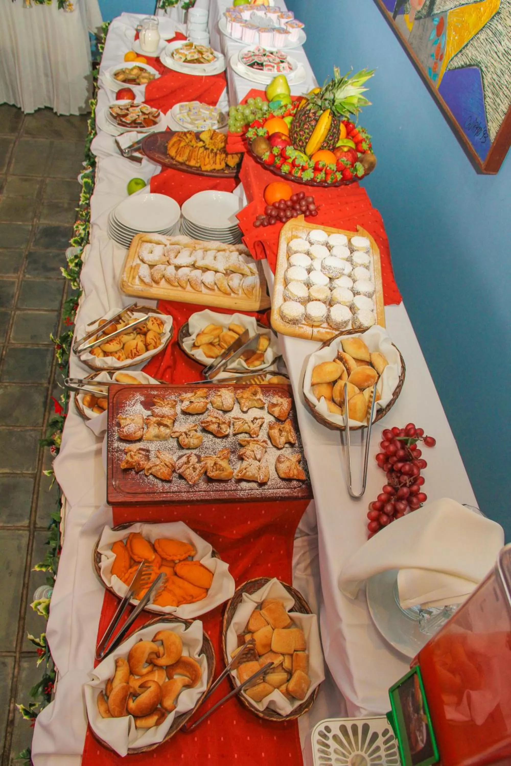 Restaurant/places to eat in Hotel Los Parrales