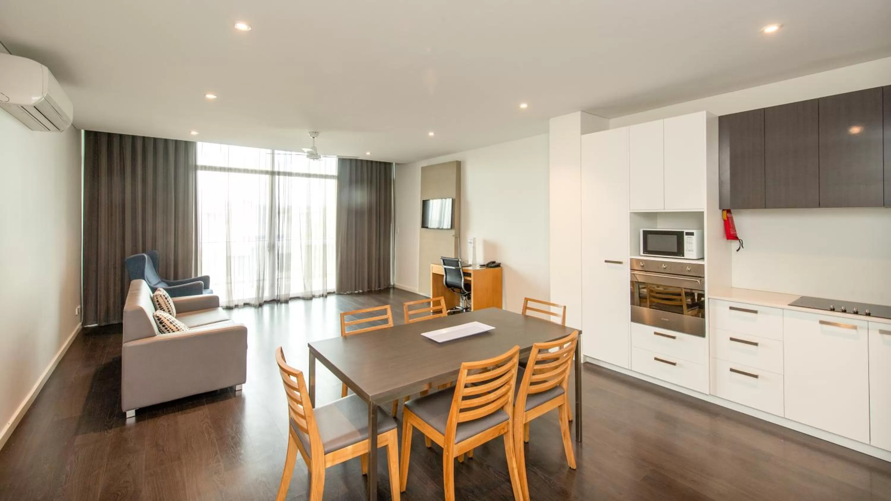 Balcony/Terrace in Mawson Lakes Hotel