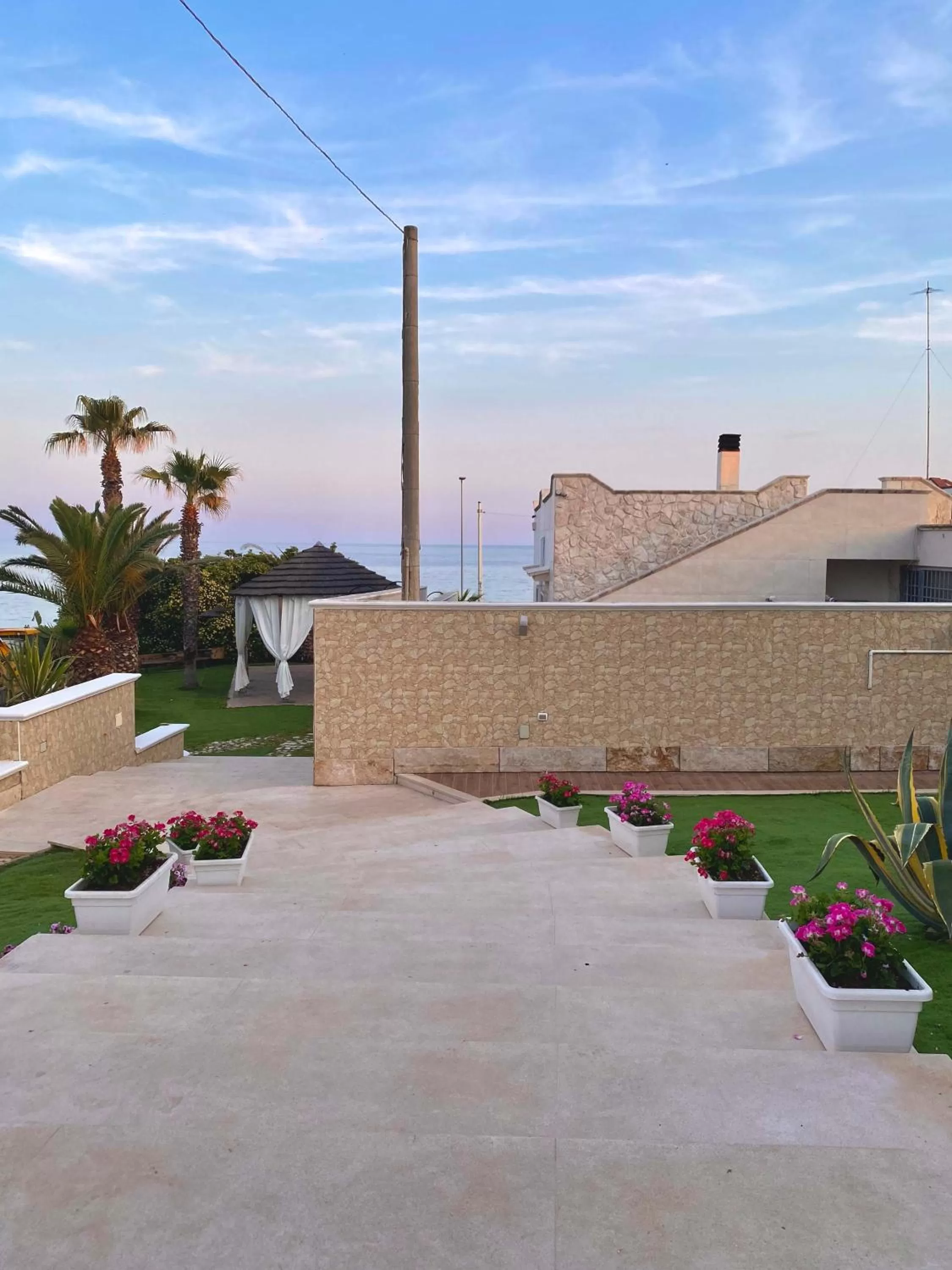 Garden in BlueBay Residence Resort