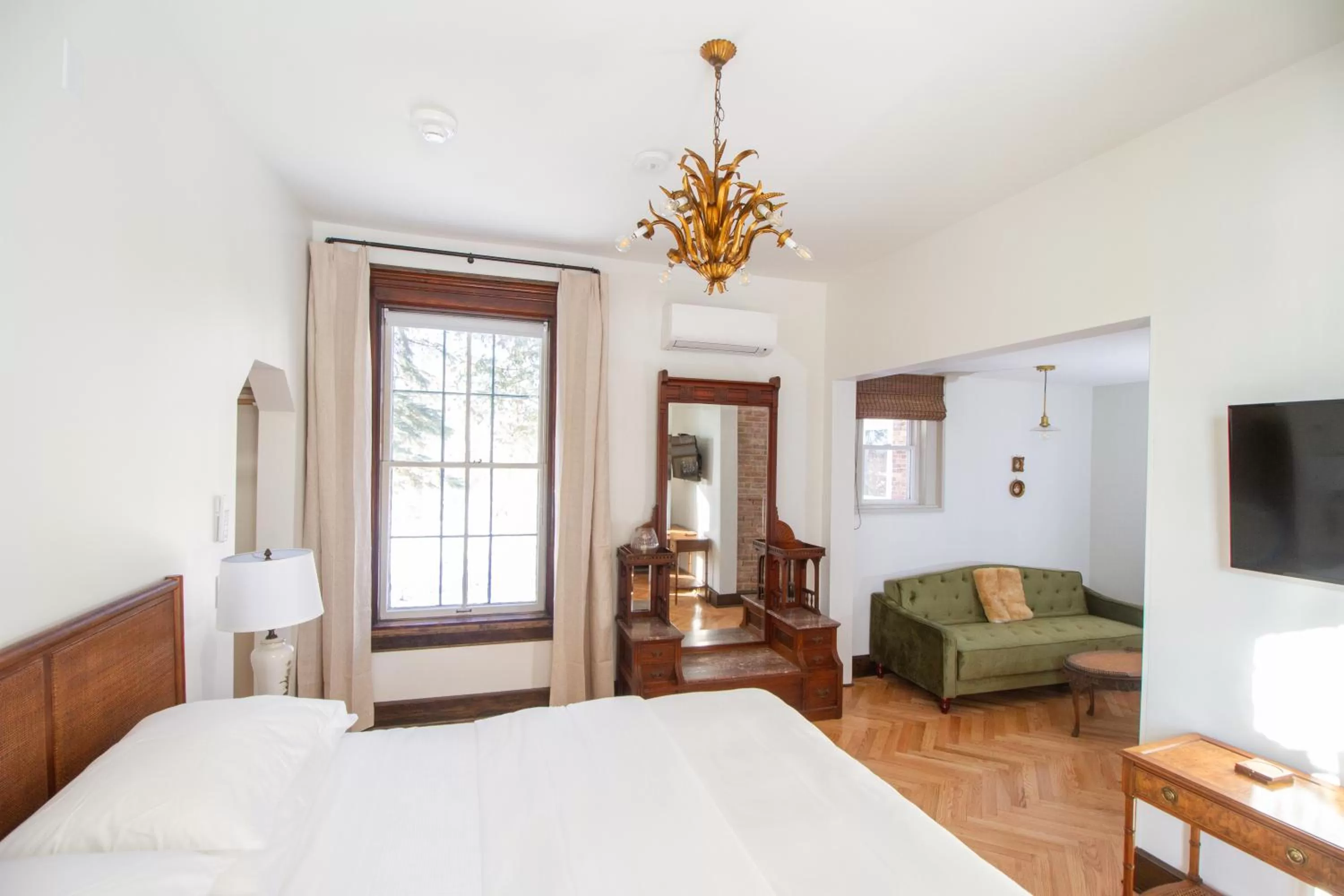 King Studio with Sofa Bed in Pert House