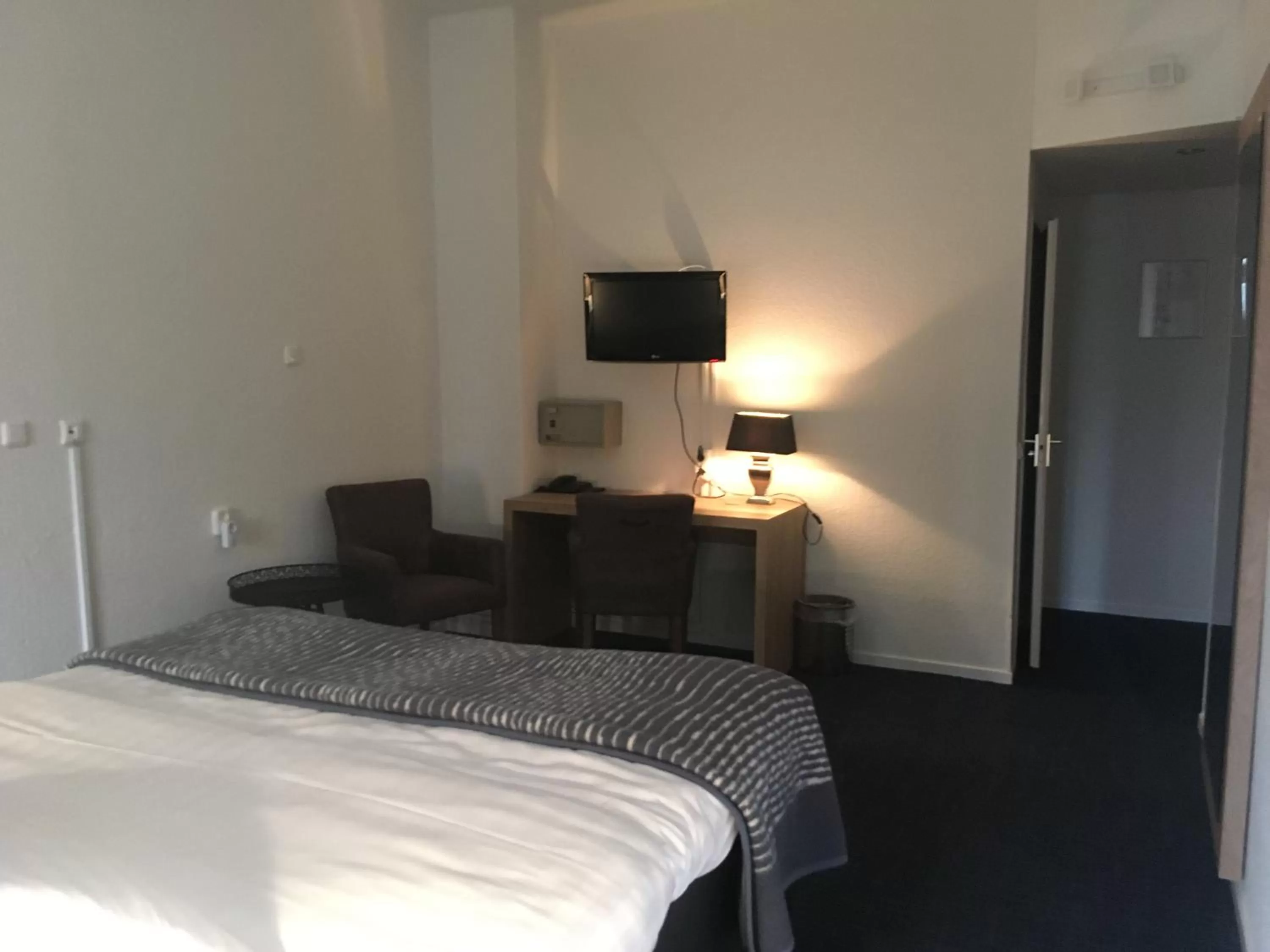 Bedroom, Bed in Hotel Wilhelmina