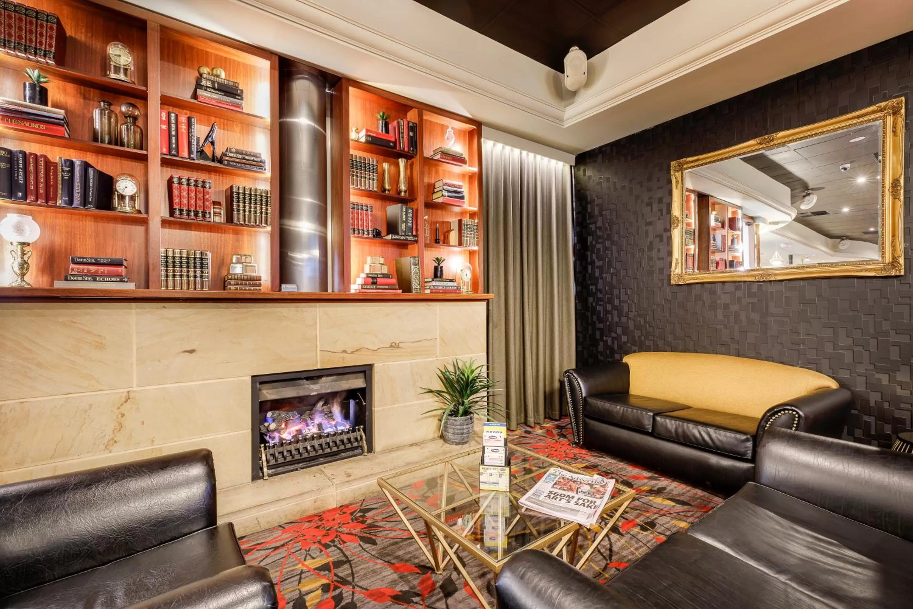 Lounge or bar in Nightcap at Findon Hotel