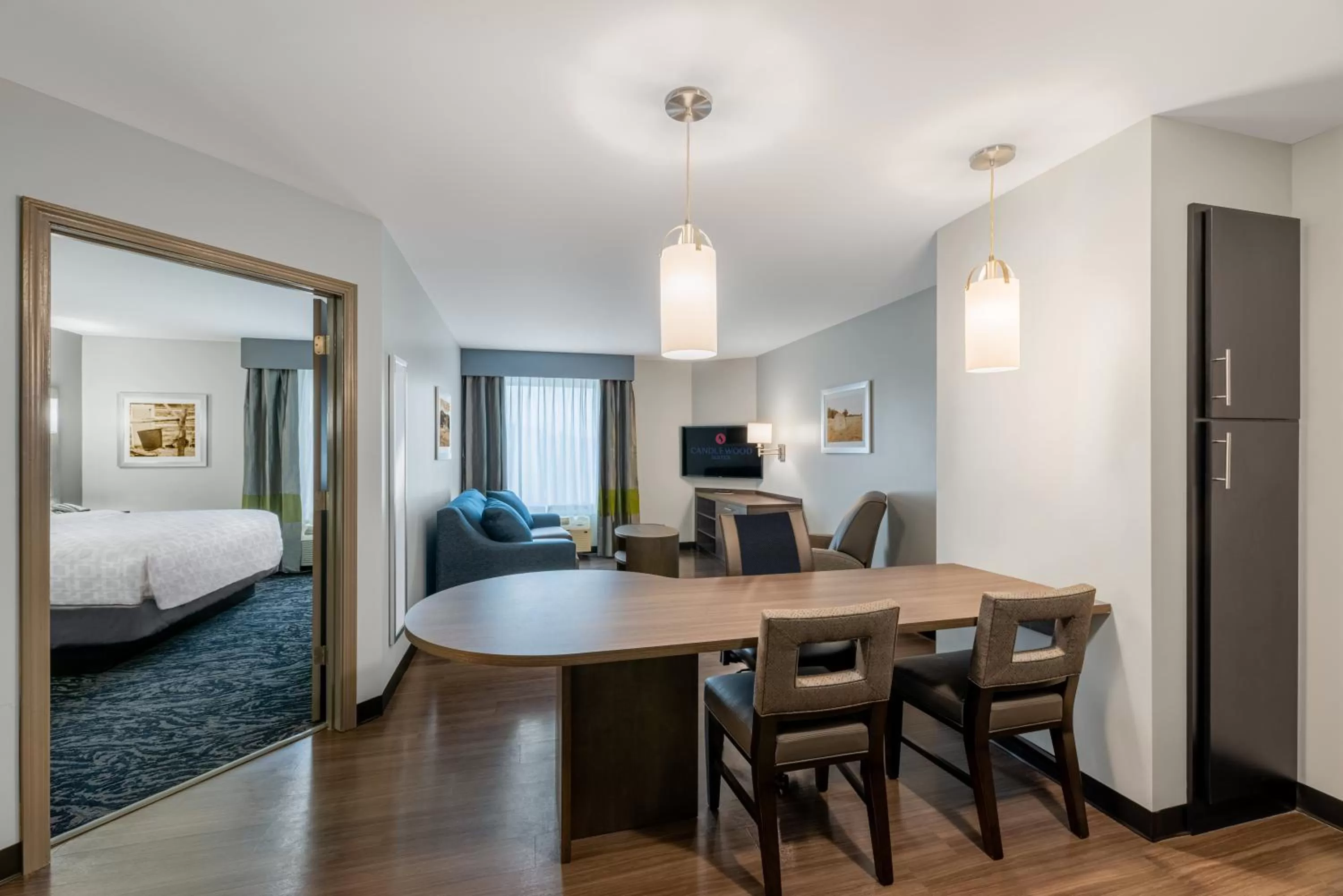 Photo of the whole room, Bed in Candlewood Suites Cookeville by IHG