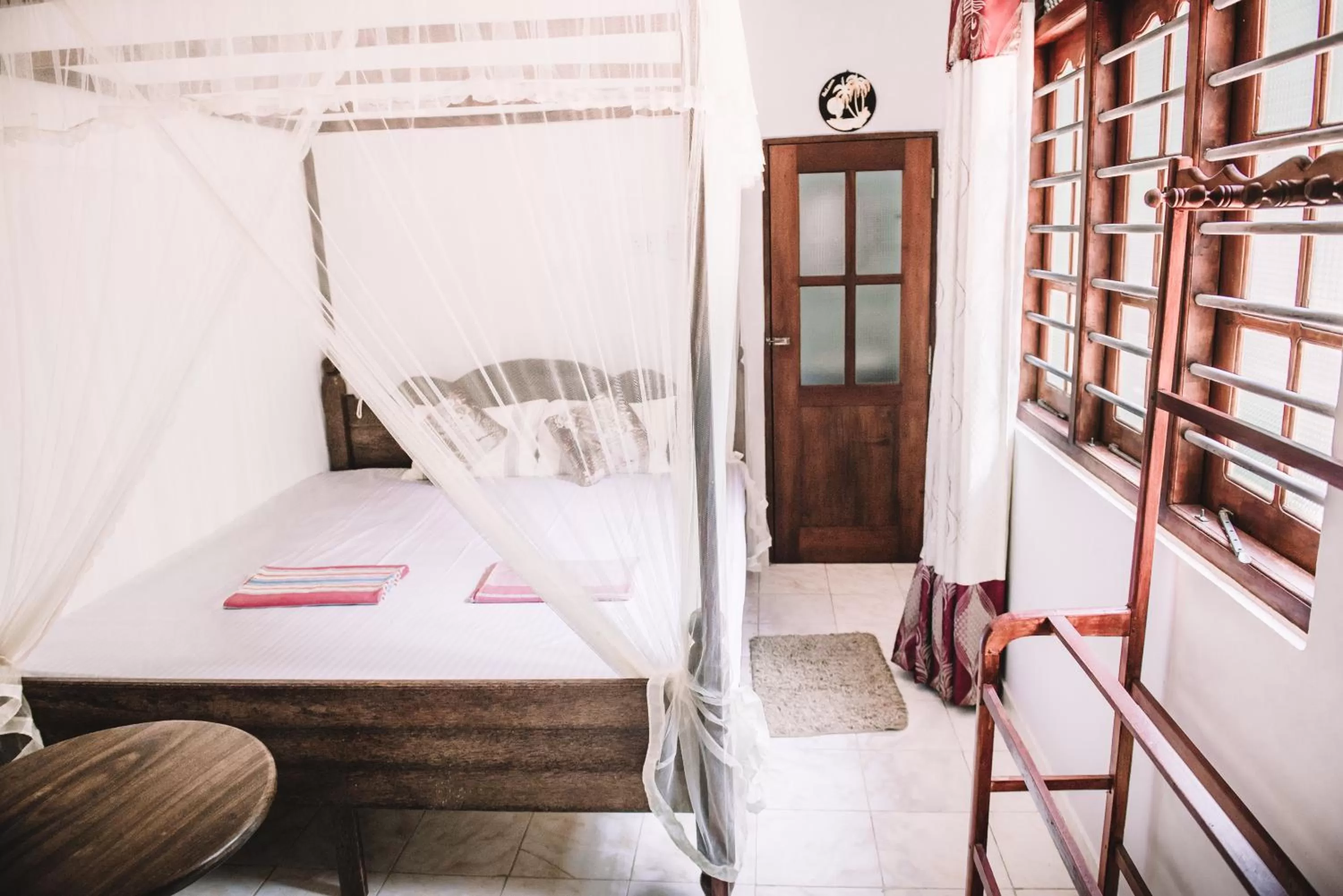 Photo of the whole room, Bed in Kadolana Guest House