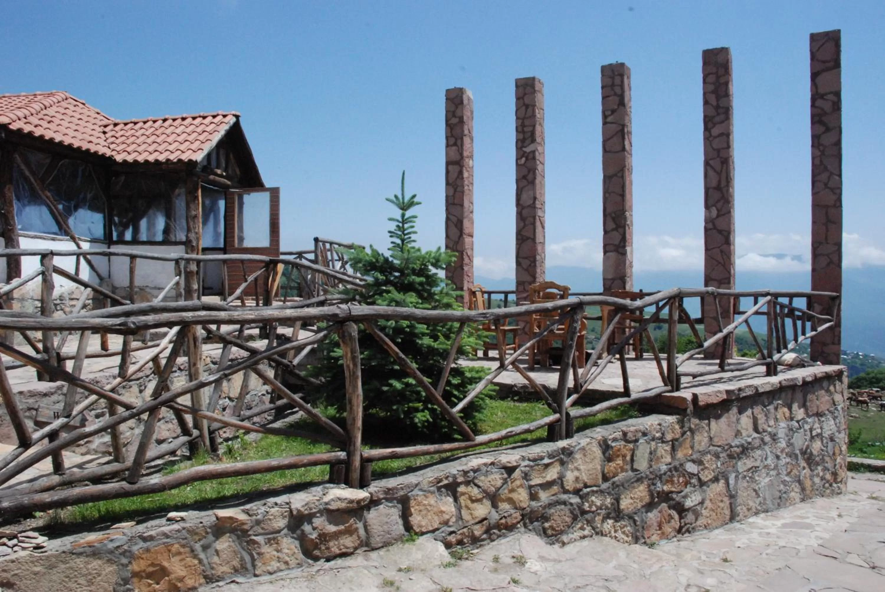 Restaurant/places to eat in Apaga Resort