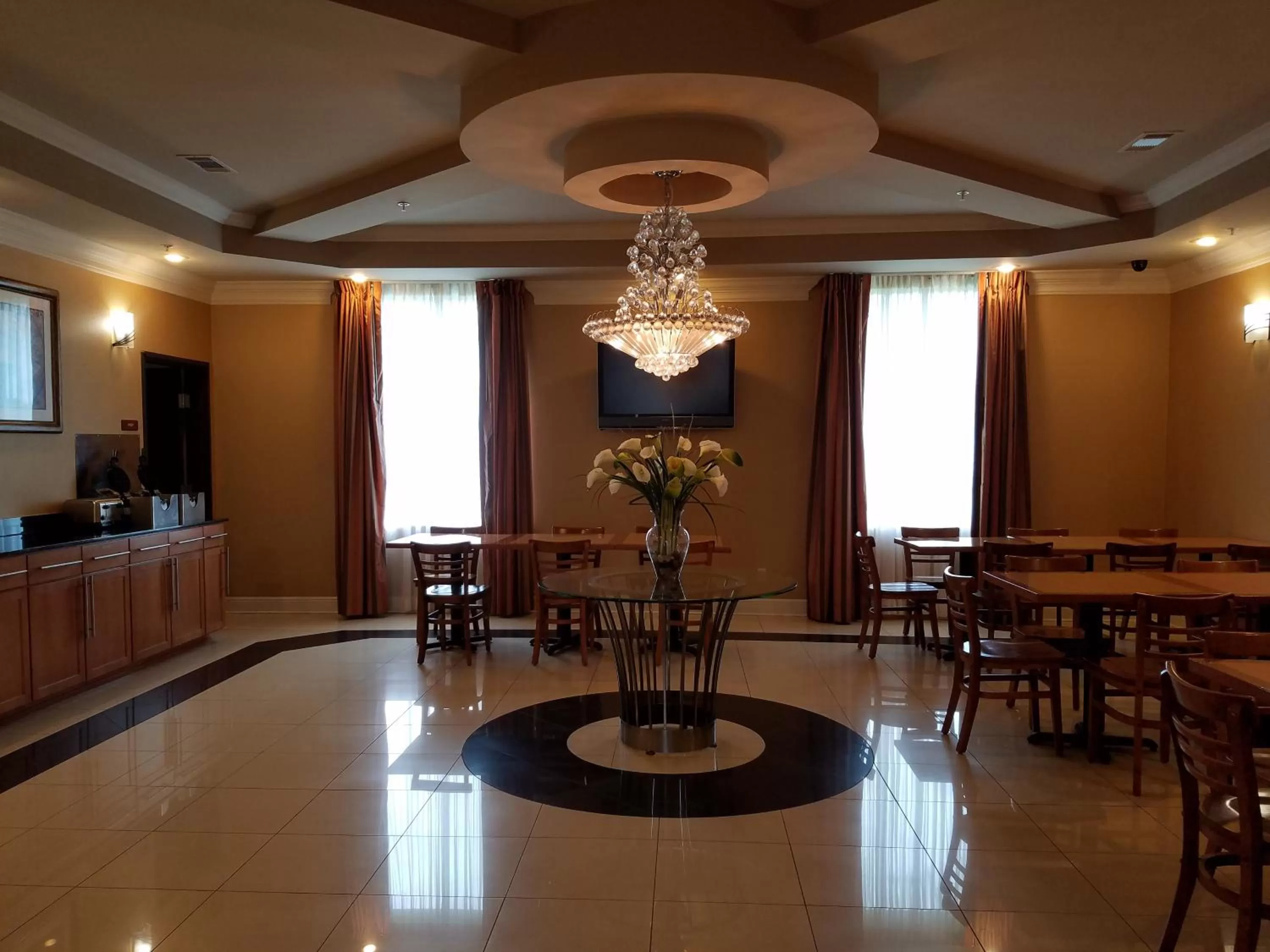 Restaurant/Places to Eat in Baymont by Wyndham Marrero