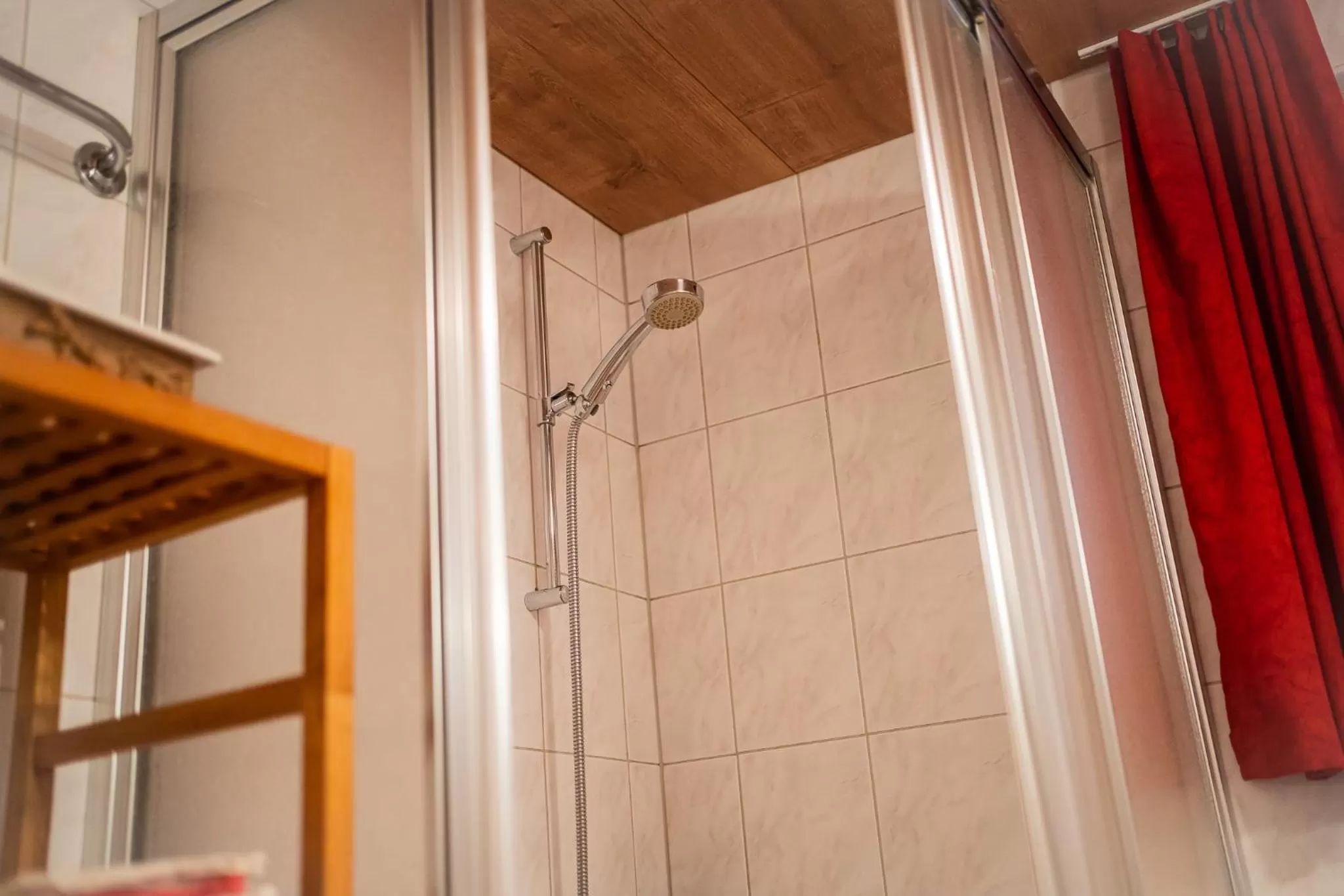 Shower in Bnbetschart