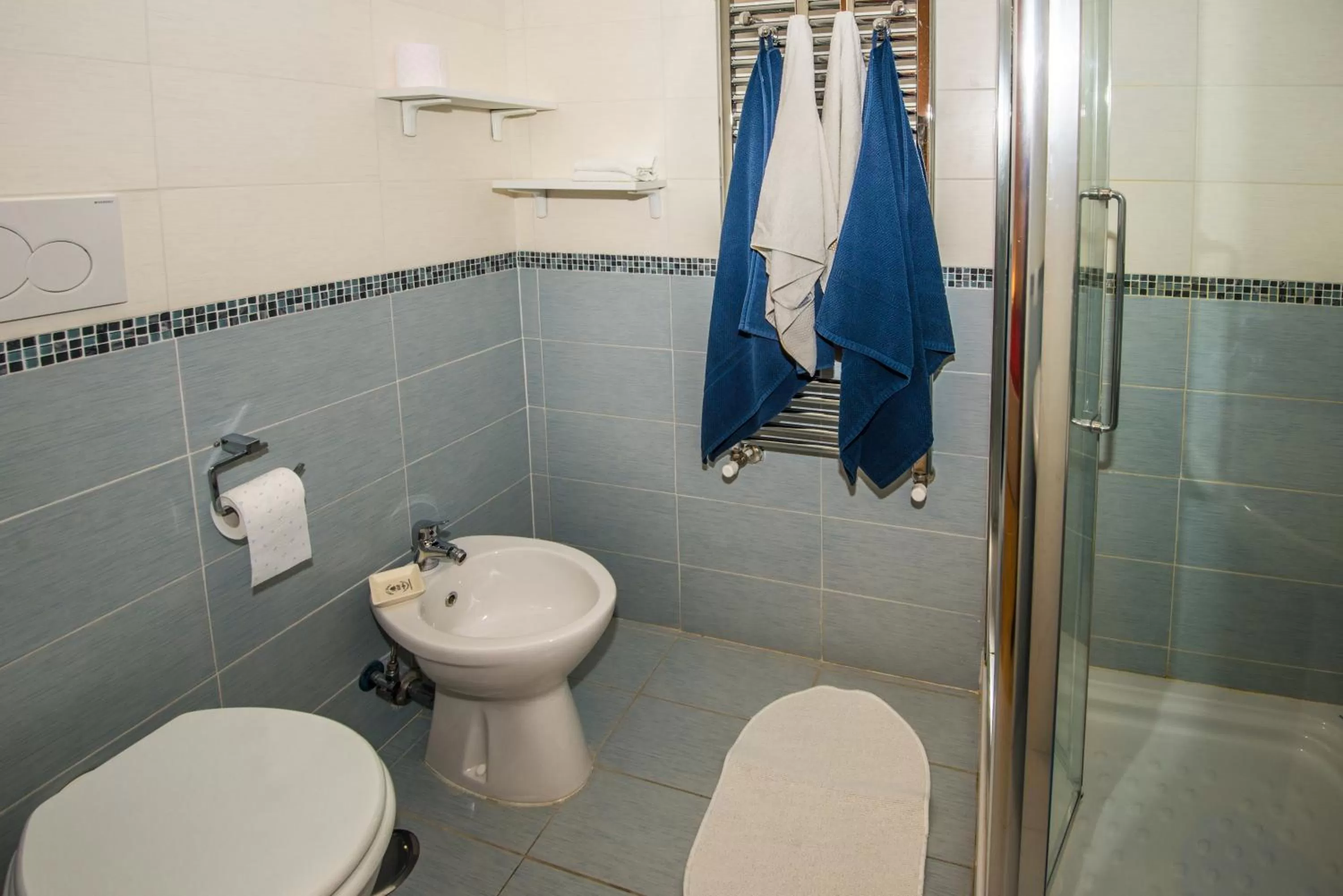 Shower in Maison De Revel