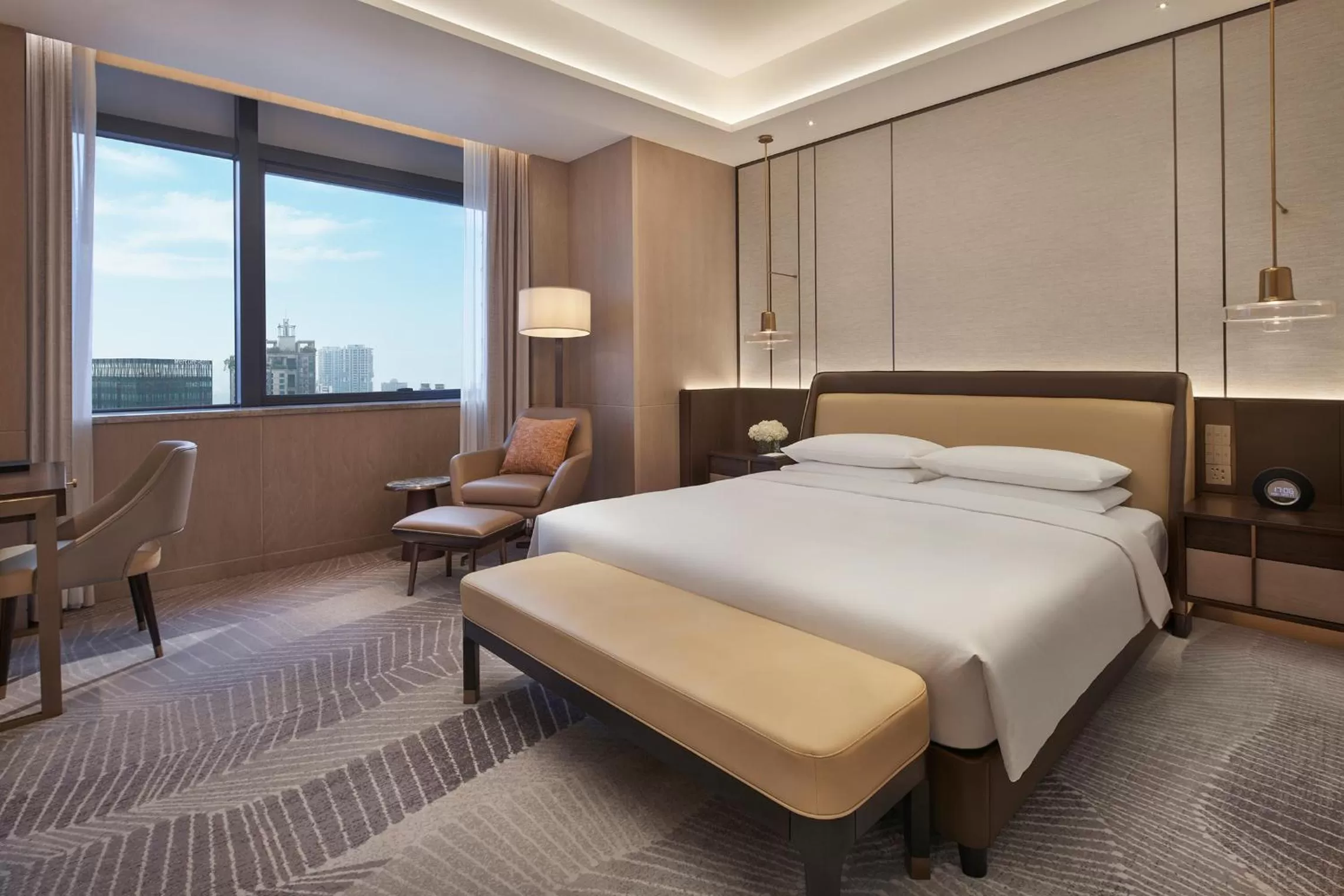Bedroom, Bed in Hyatt Regency Metropolitan Chongqing