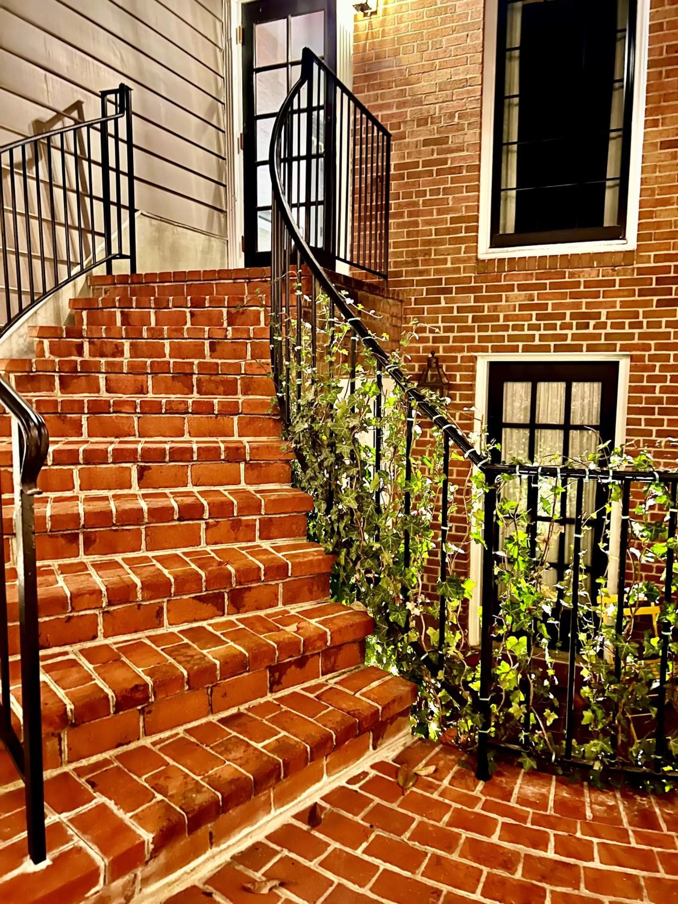 Patio in The Poppy Georgetown Guesthouse and Gardens
