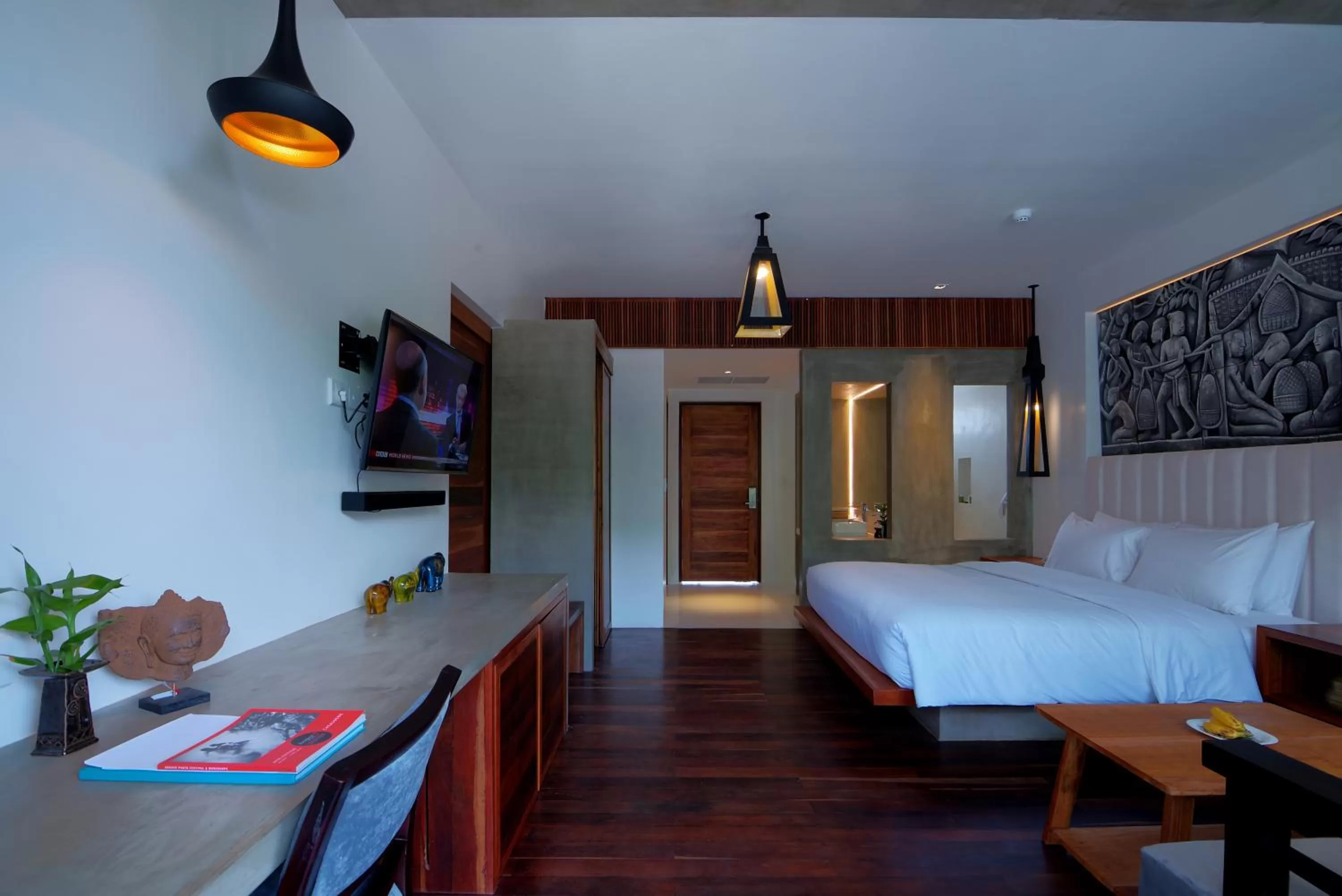 Photo of the whole room, Bed in Apsara Residence Hotel