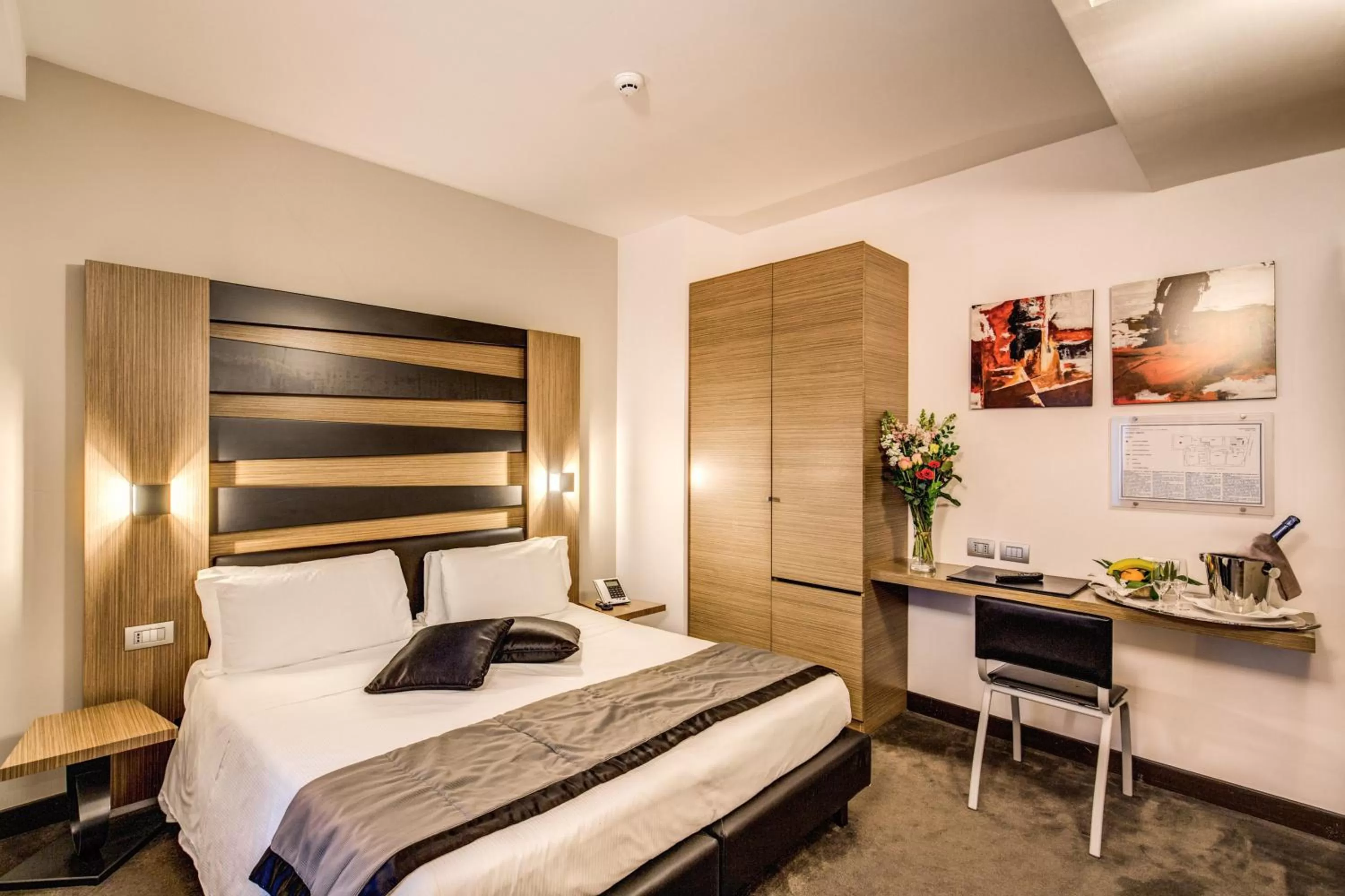 Photo of the whole room, Bed in Hotel Trevi - Gruppo Trevi Hotels