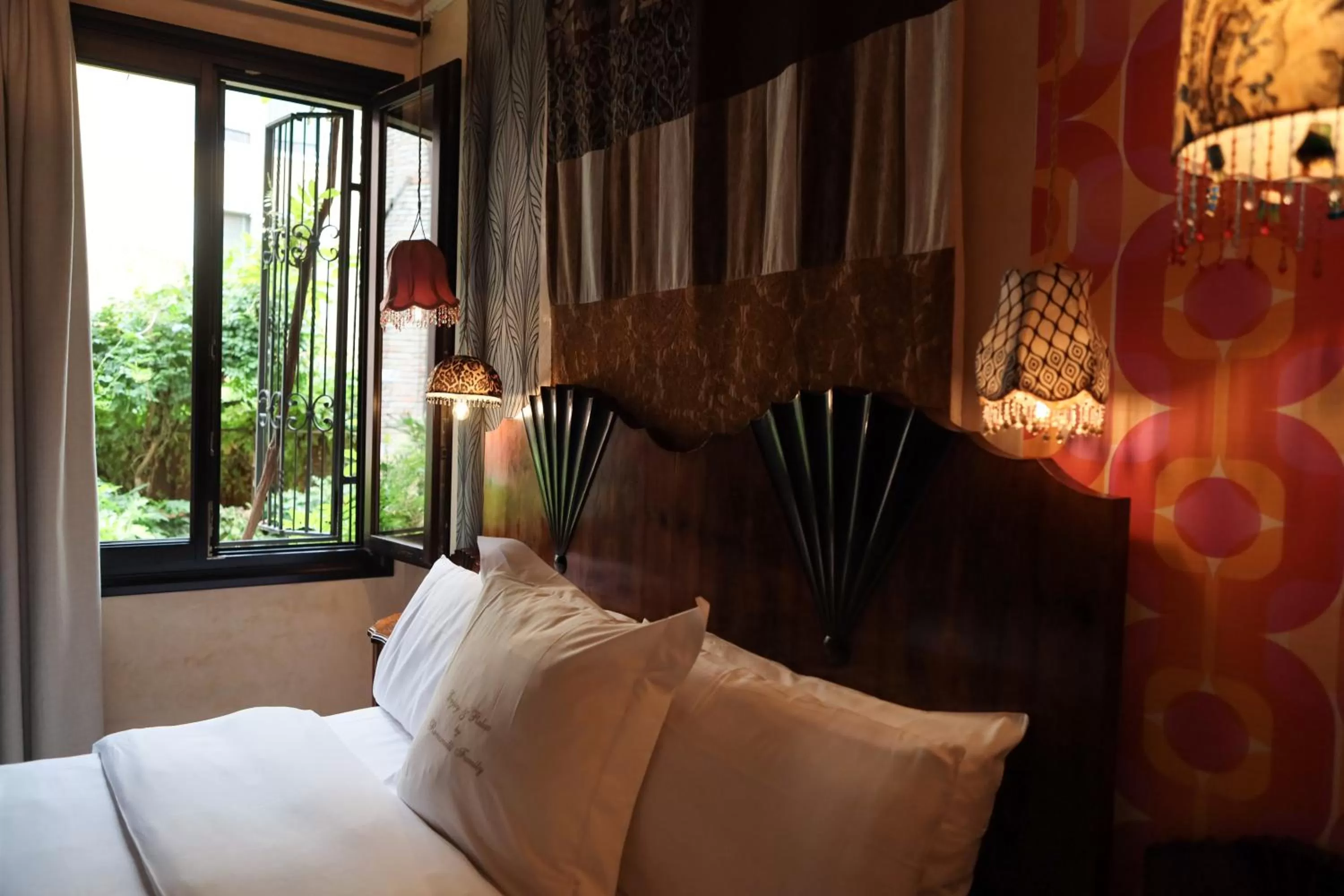 Bedroom, Bed in Novecento - By Romanelli Family